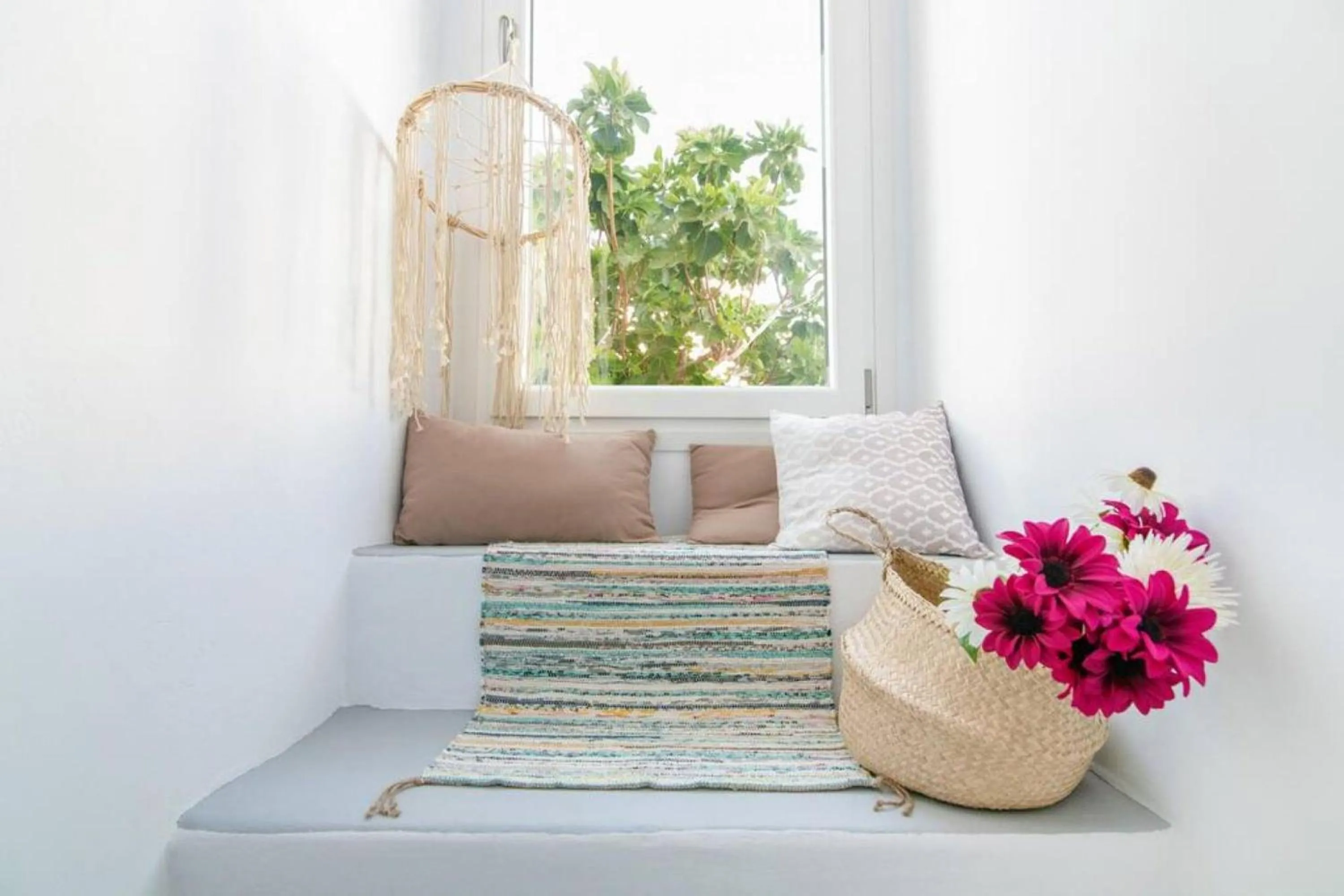 Mimosa The mosaic home
