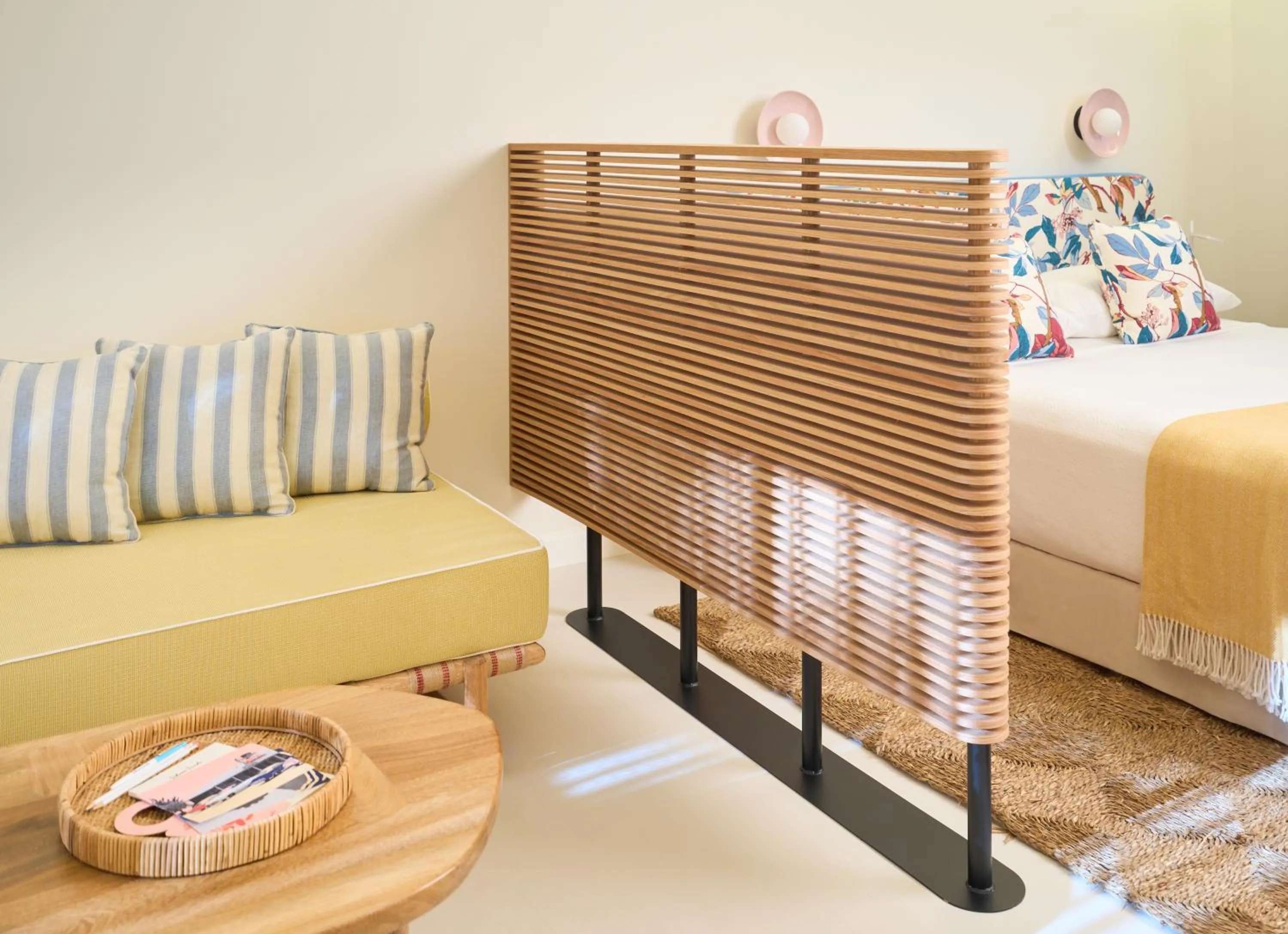 Bed in Silver Sands Motel & Beach Bungalows