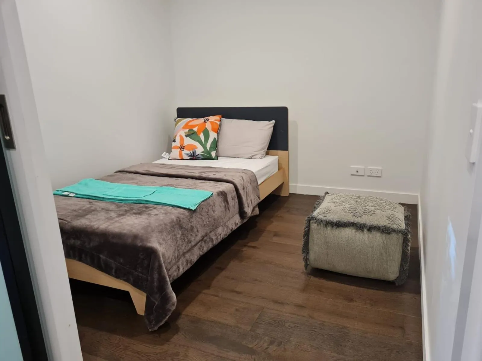 Bed in Two Bedroom Apartment in North Melbourne