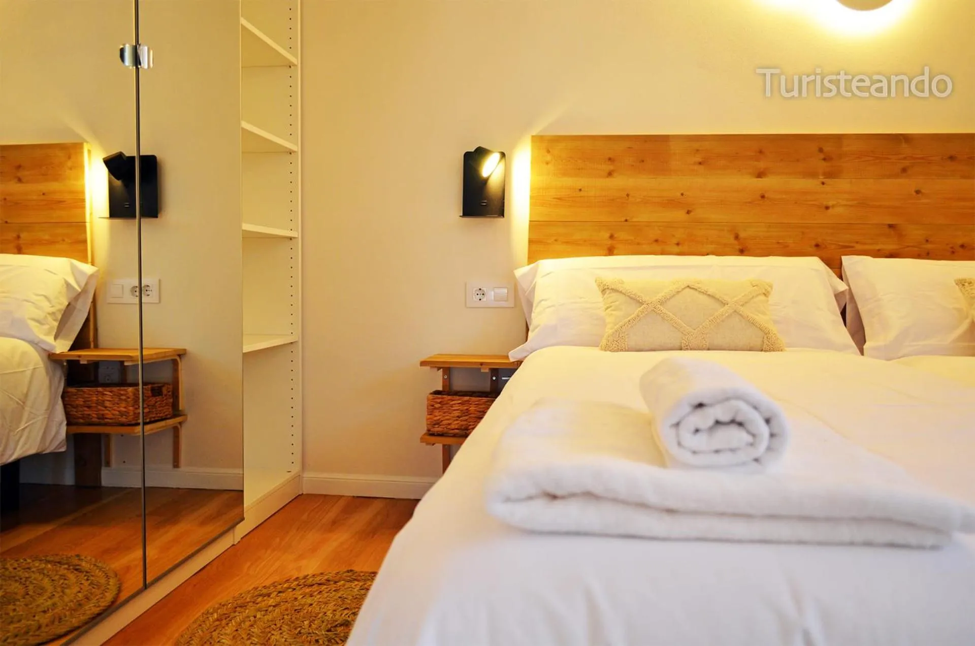 Bed in Dúplex ANANDA, vistas impresionantes con parking y piscina comunitaria