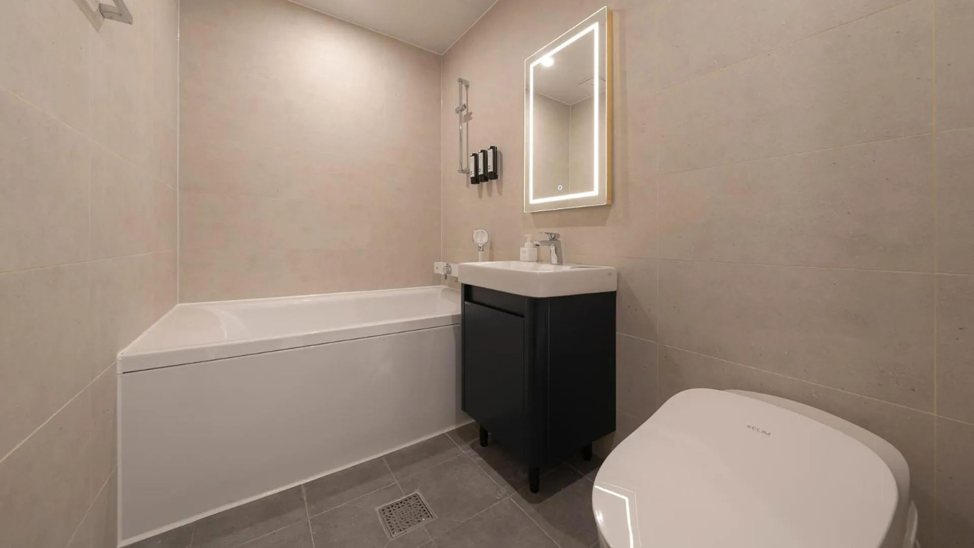 Toilet in The Van Hotel