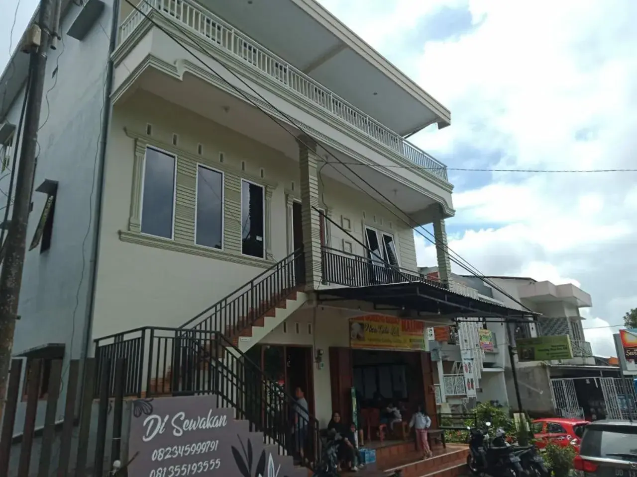 Property building in Homestay Almanda Syariah Malino Property building in Homestay Almanda Syariah Malino
