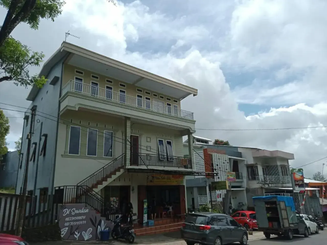 Property building in Homestay Almanda Syariah Malino Property building in Homestay Almanda Syariah Malino