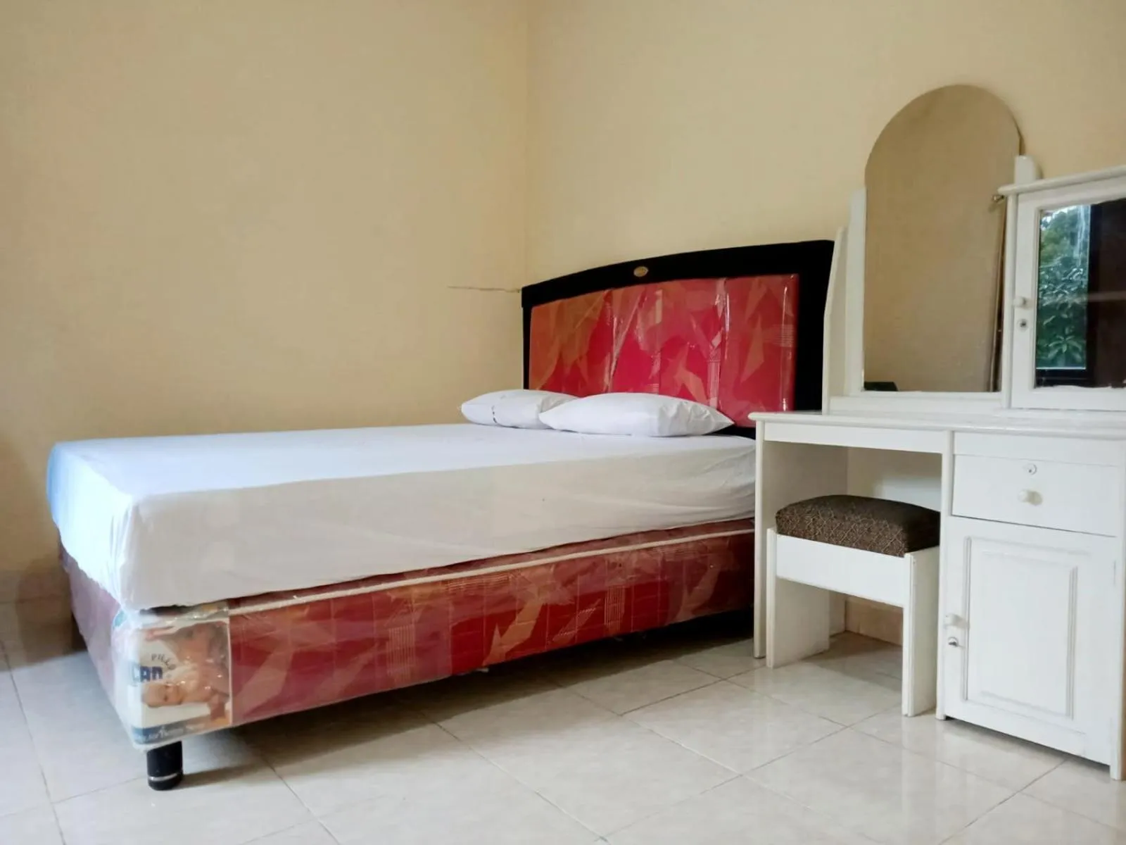 Bedroom, Bed in Homestay Almanda Syariah Malino
