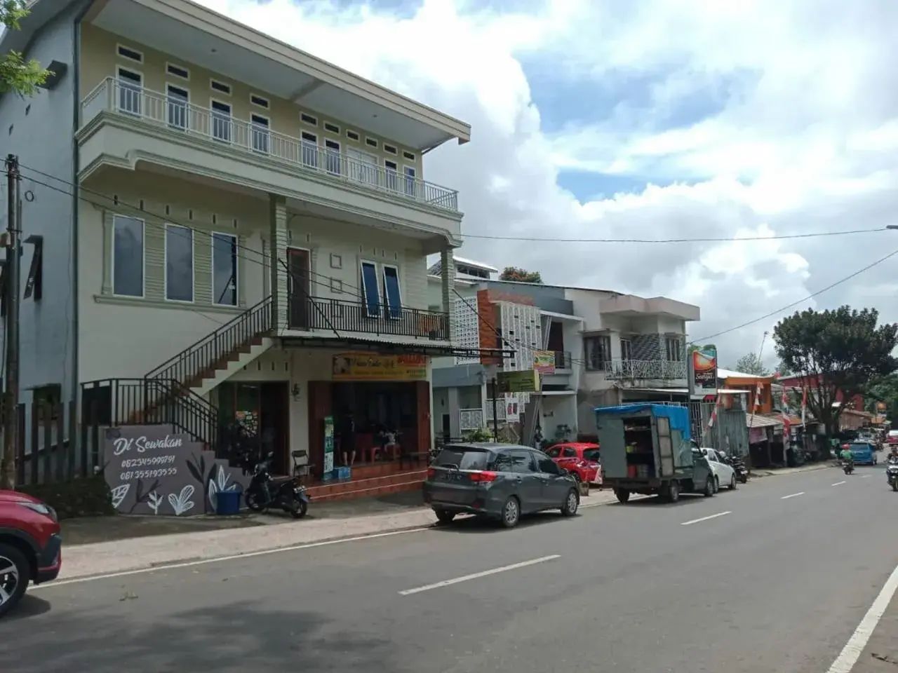 Property building in Homestay Almanda Syariah Malino Property building in Homestay Almanda Syariah Malino