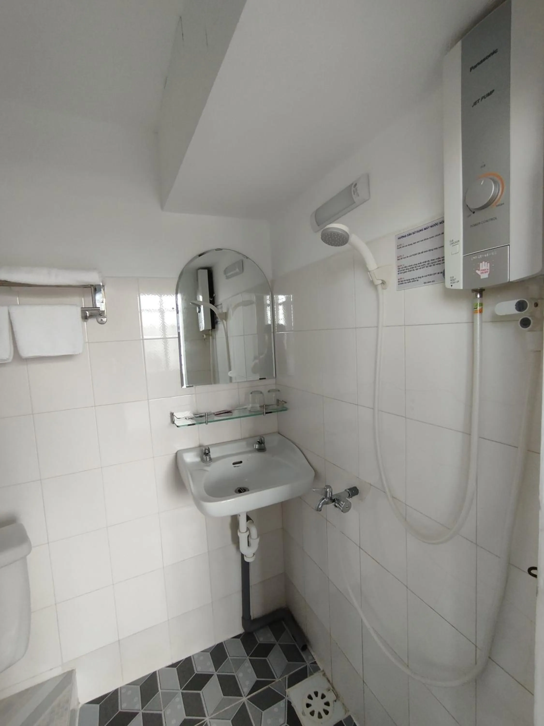 Shower in Nhà Nghỉ SAO MAI