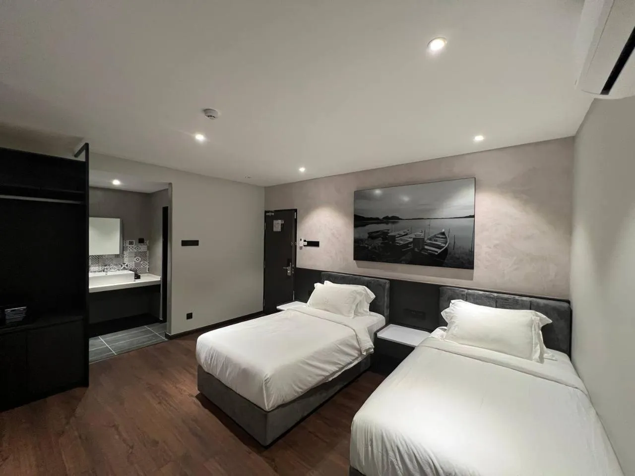 Bedroom, Bed in ALL IN HOTEL