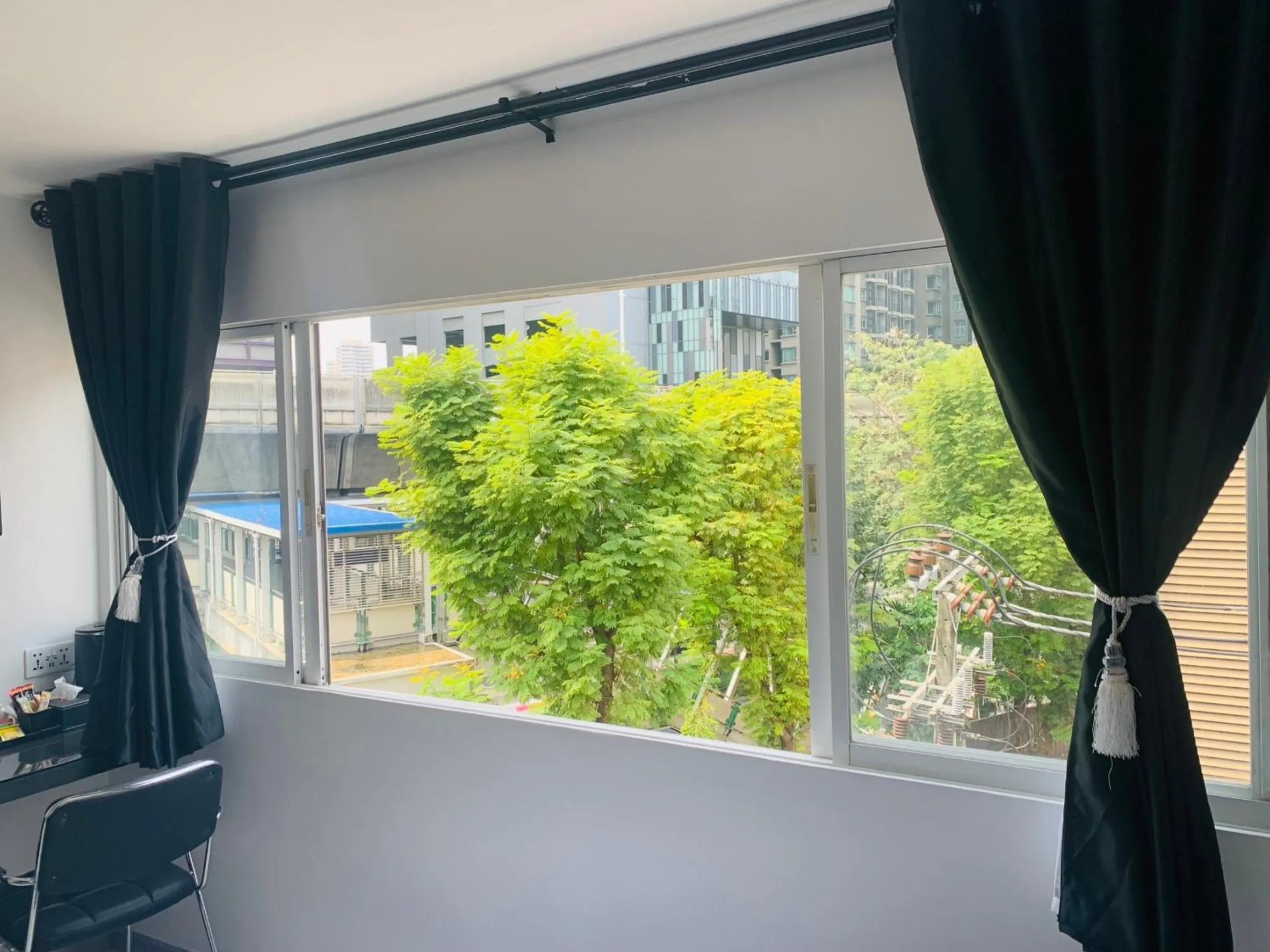 Day in Thonglor Suites Hotel