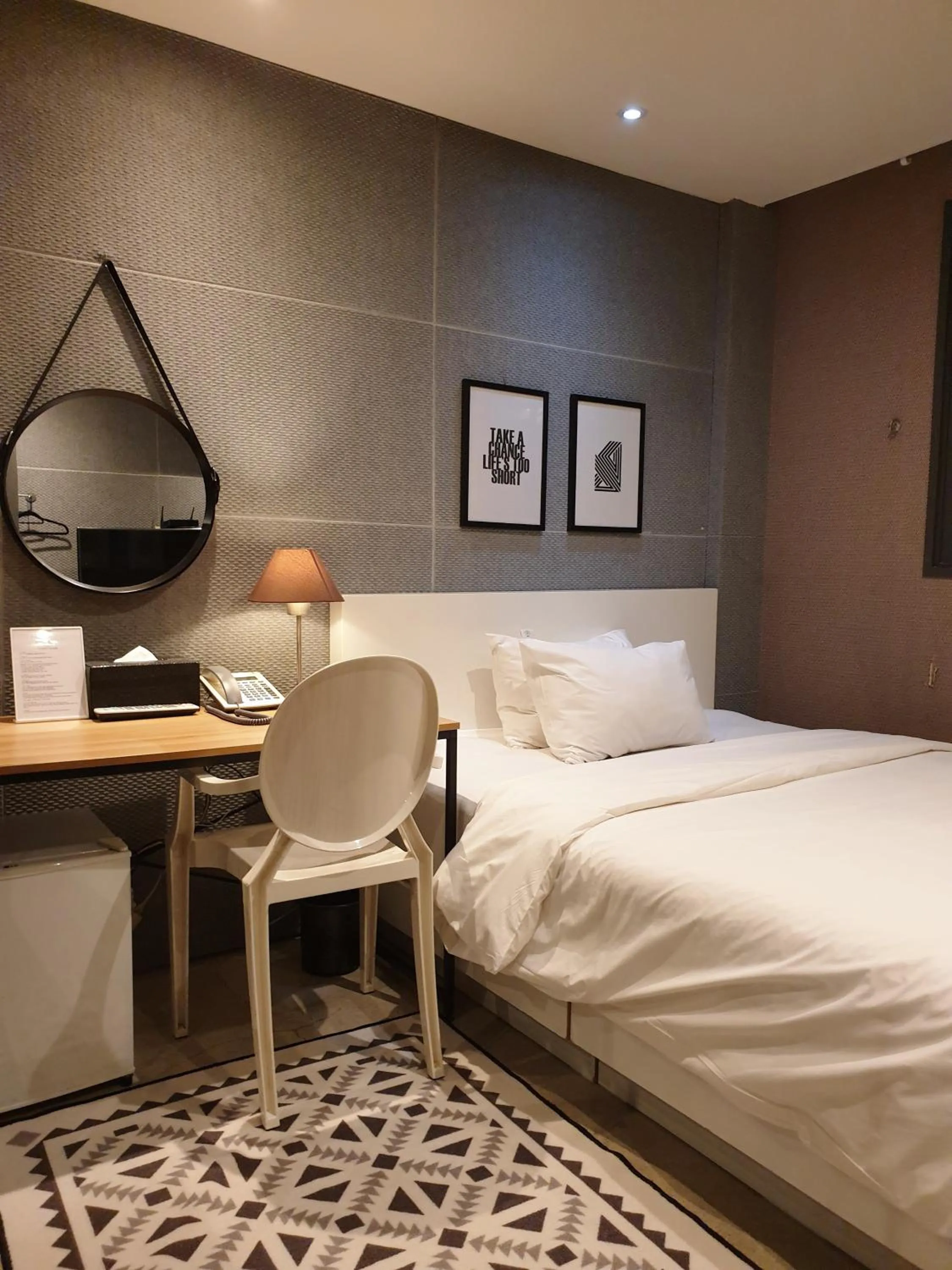 Bedroom, Bed in Gout Stay