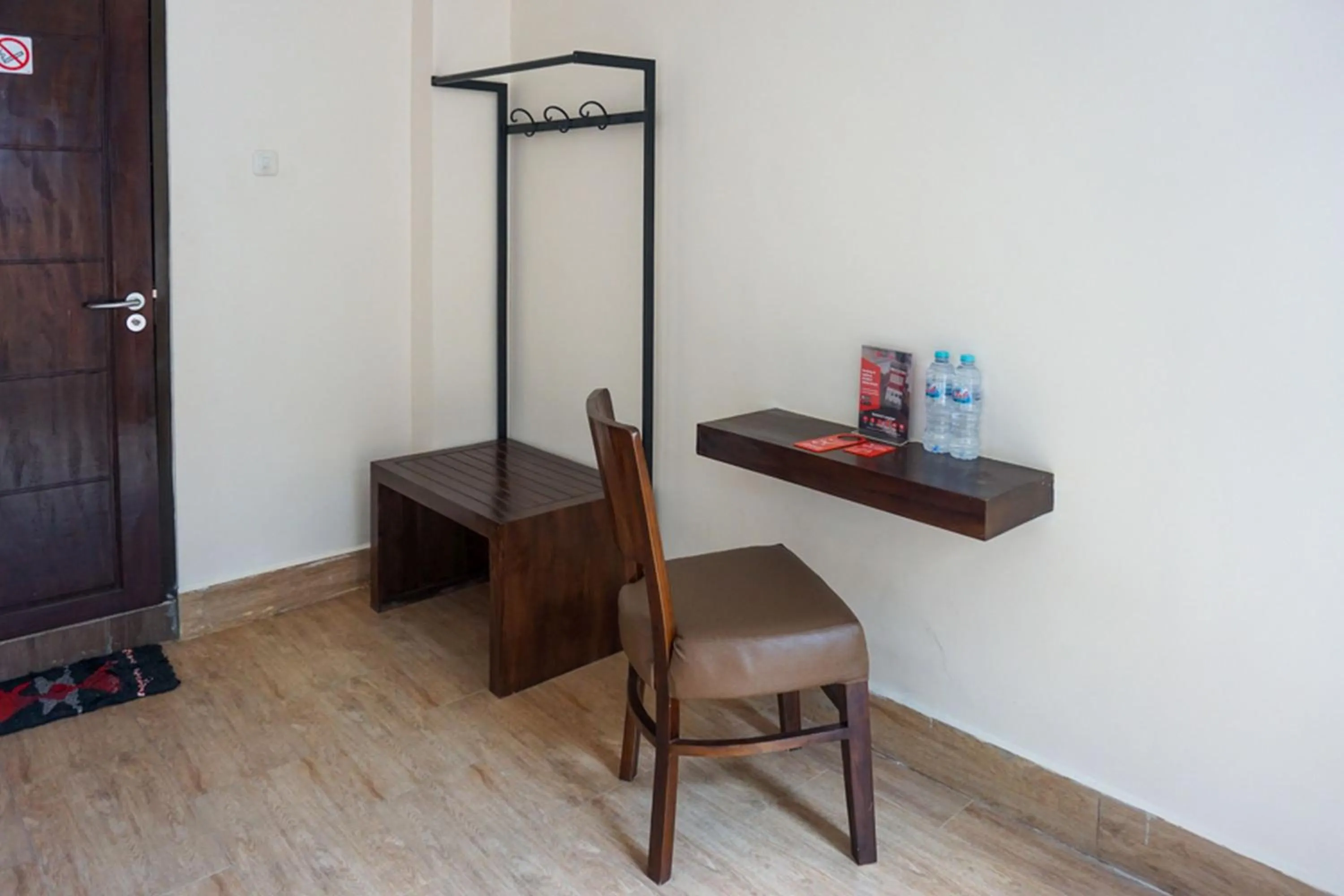 hair dresser in RedDoorz near Londa Toraja