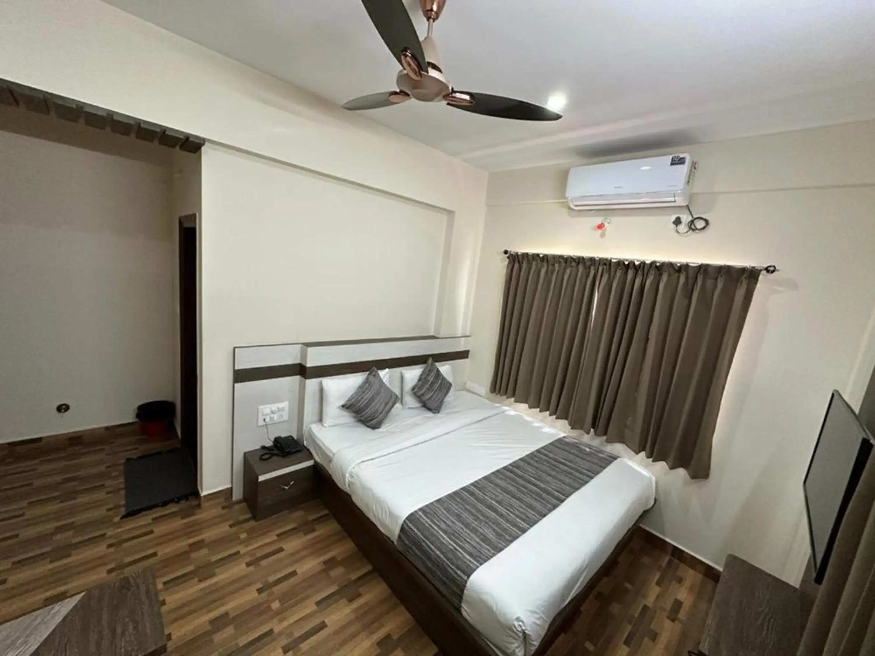 Deluxe Room - single occupancy in Hotel JP Grand Deluxe Room - single occupancy in Hotel JP Grand