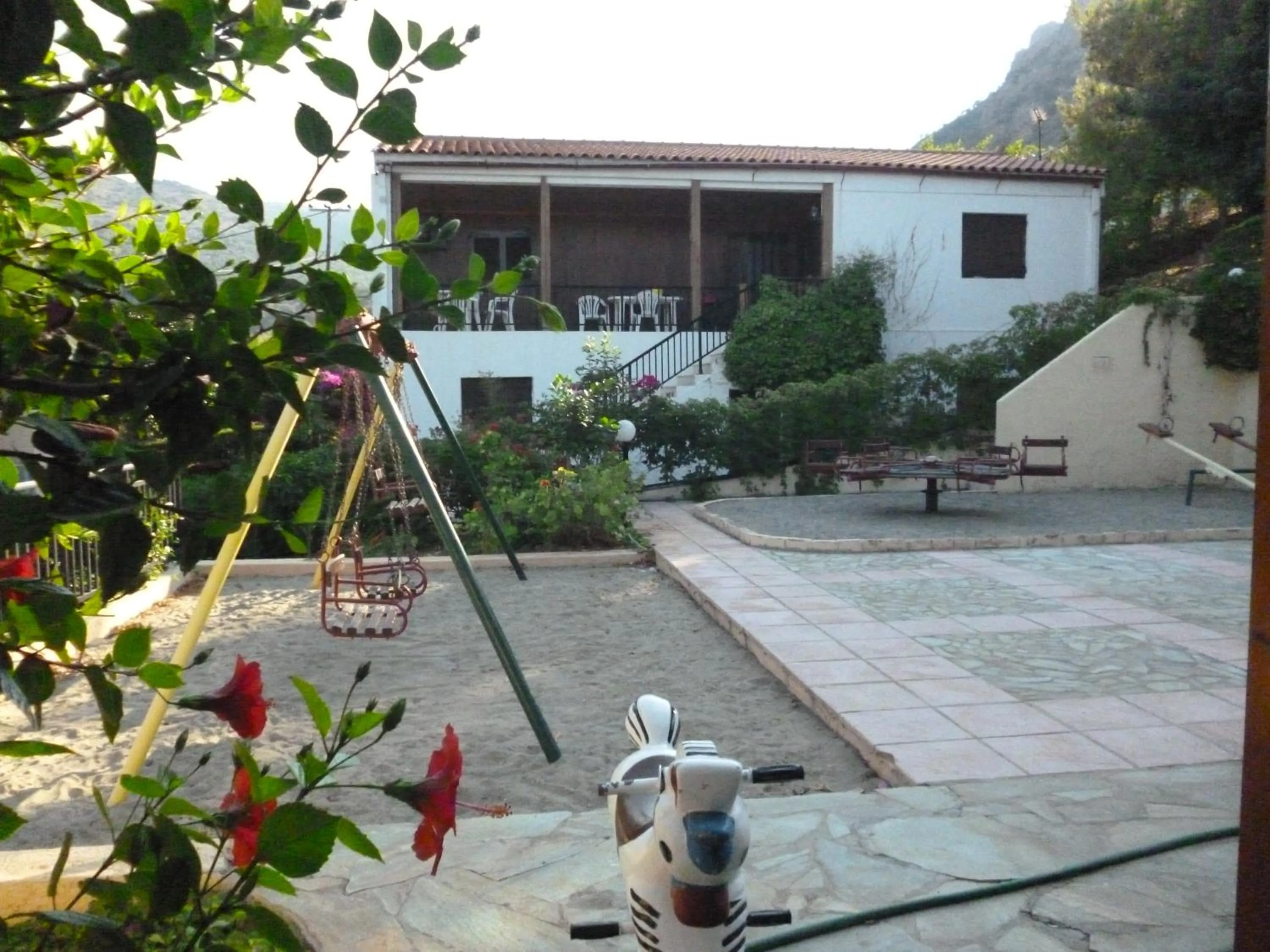 Children play ground in Mariamare apts