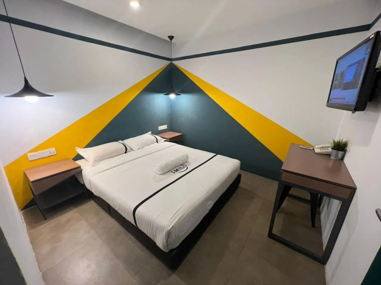 Photo of the whole room, Bed in Smile Hotel Cheras Sri Permaisuri