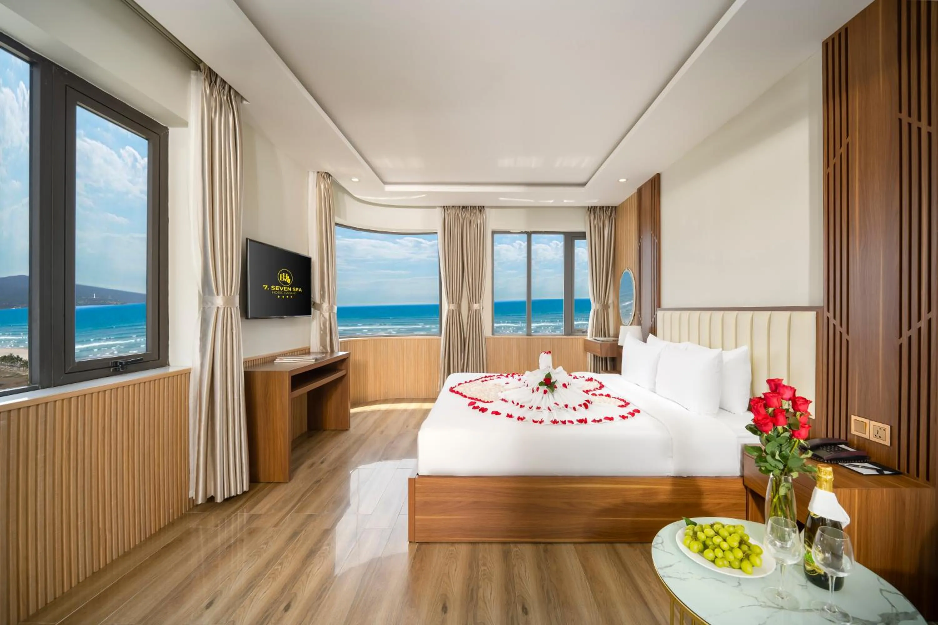 Sea view, Bed in 7 Seven Sea Hotel