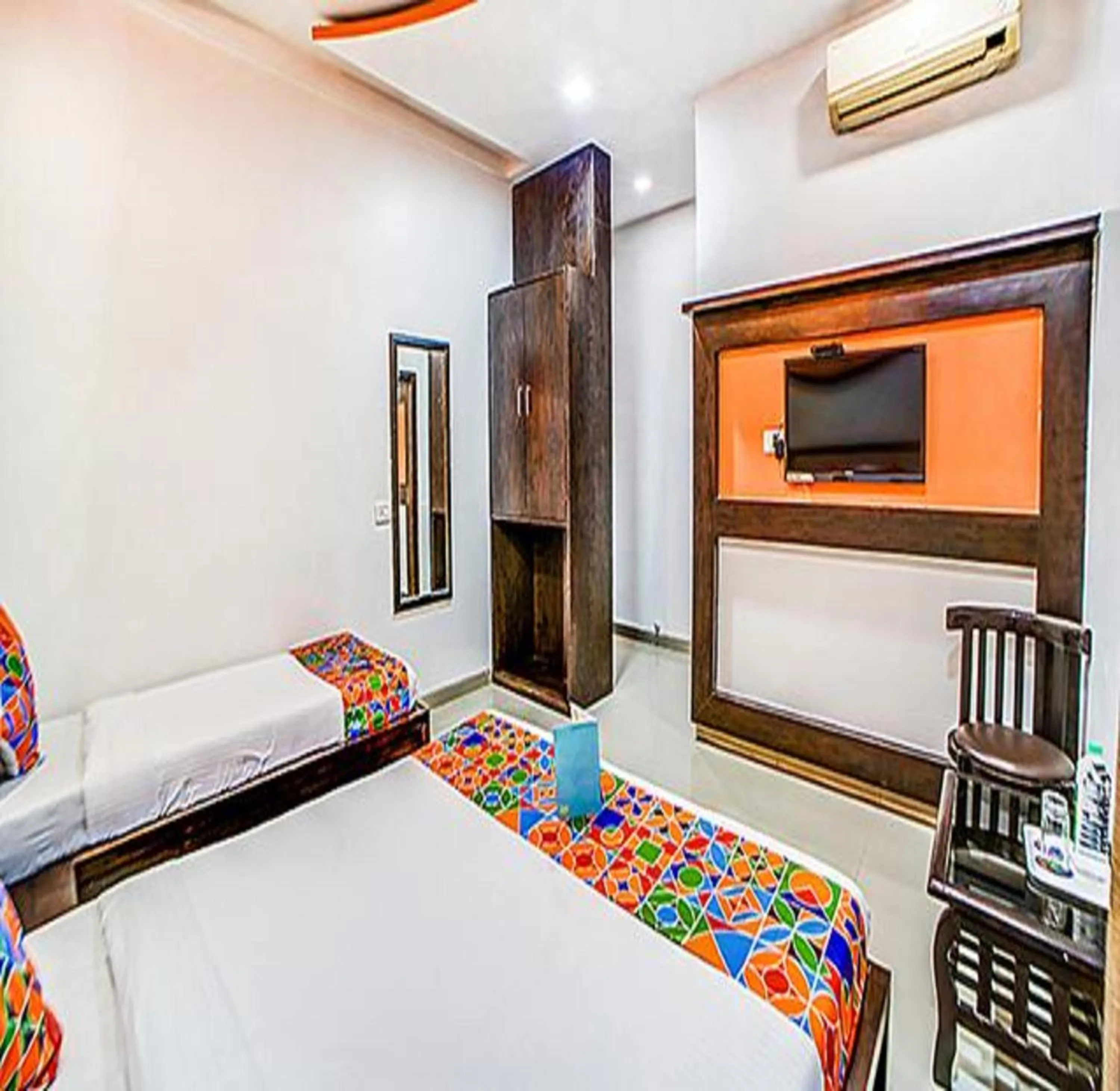 Bed in Via The Adore Palace - Nr Mumbai International Airport
