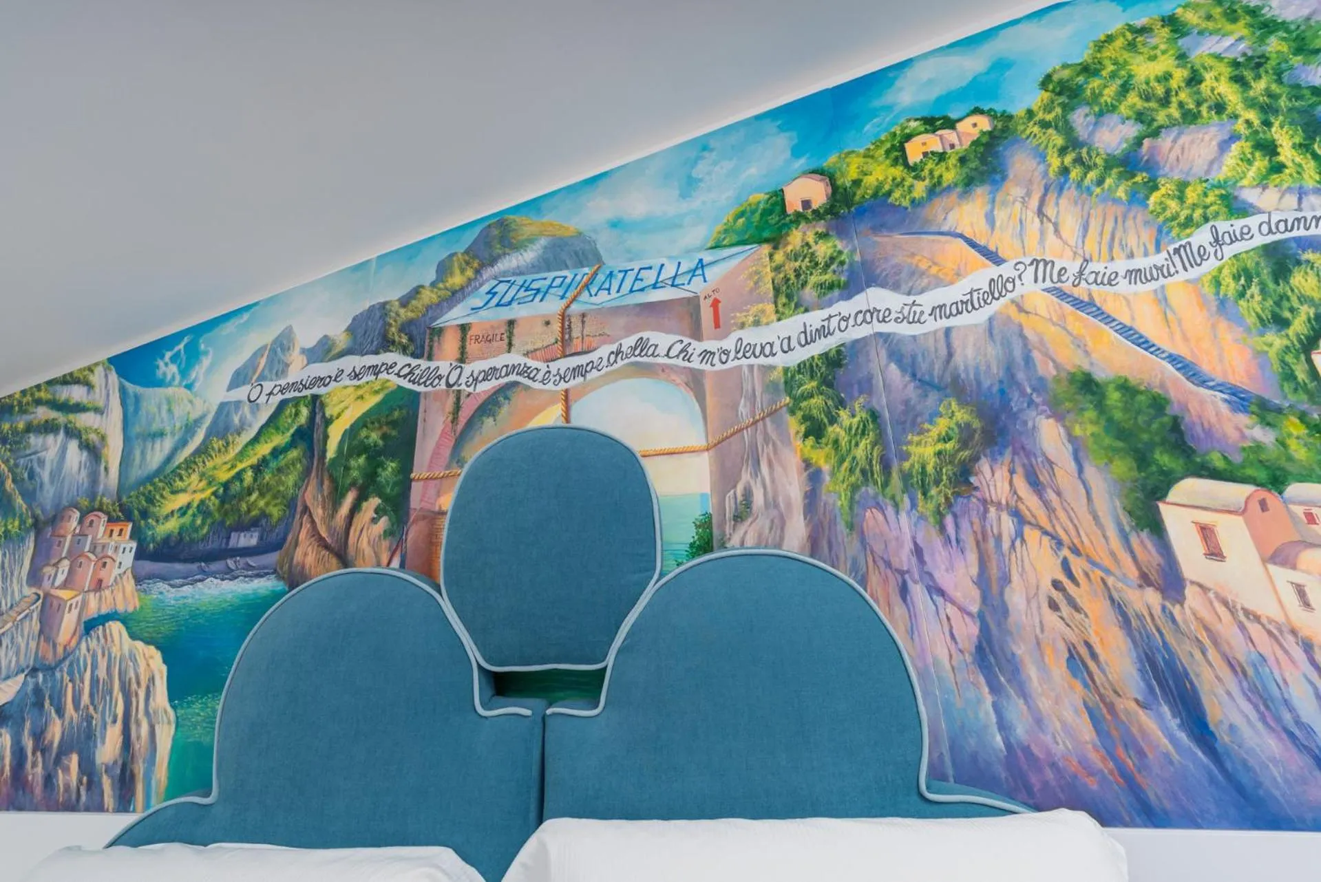 Bed in Albergo Dipinto BaccoFurore