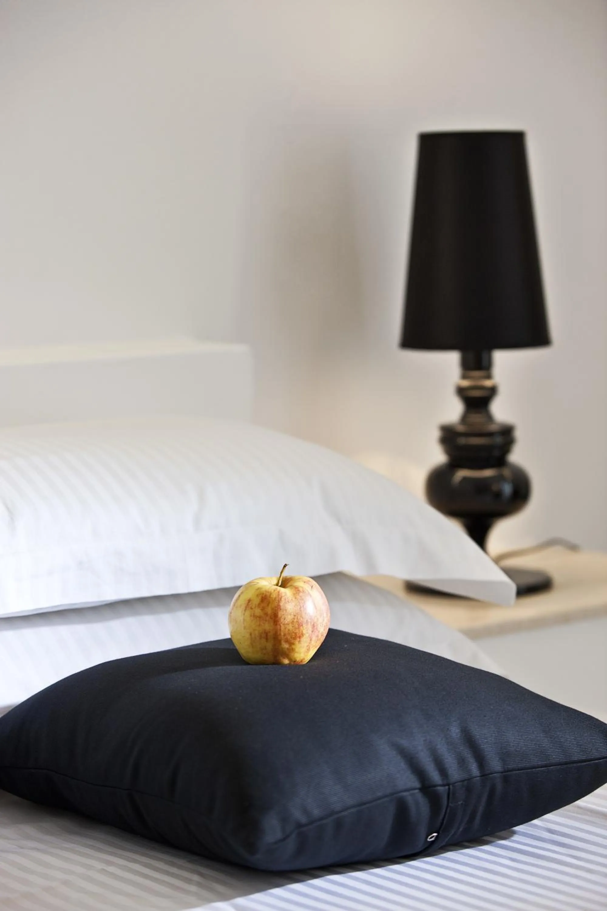 Decorative detail, Bed in Acqua Vatos Santorini Hotel