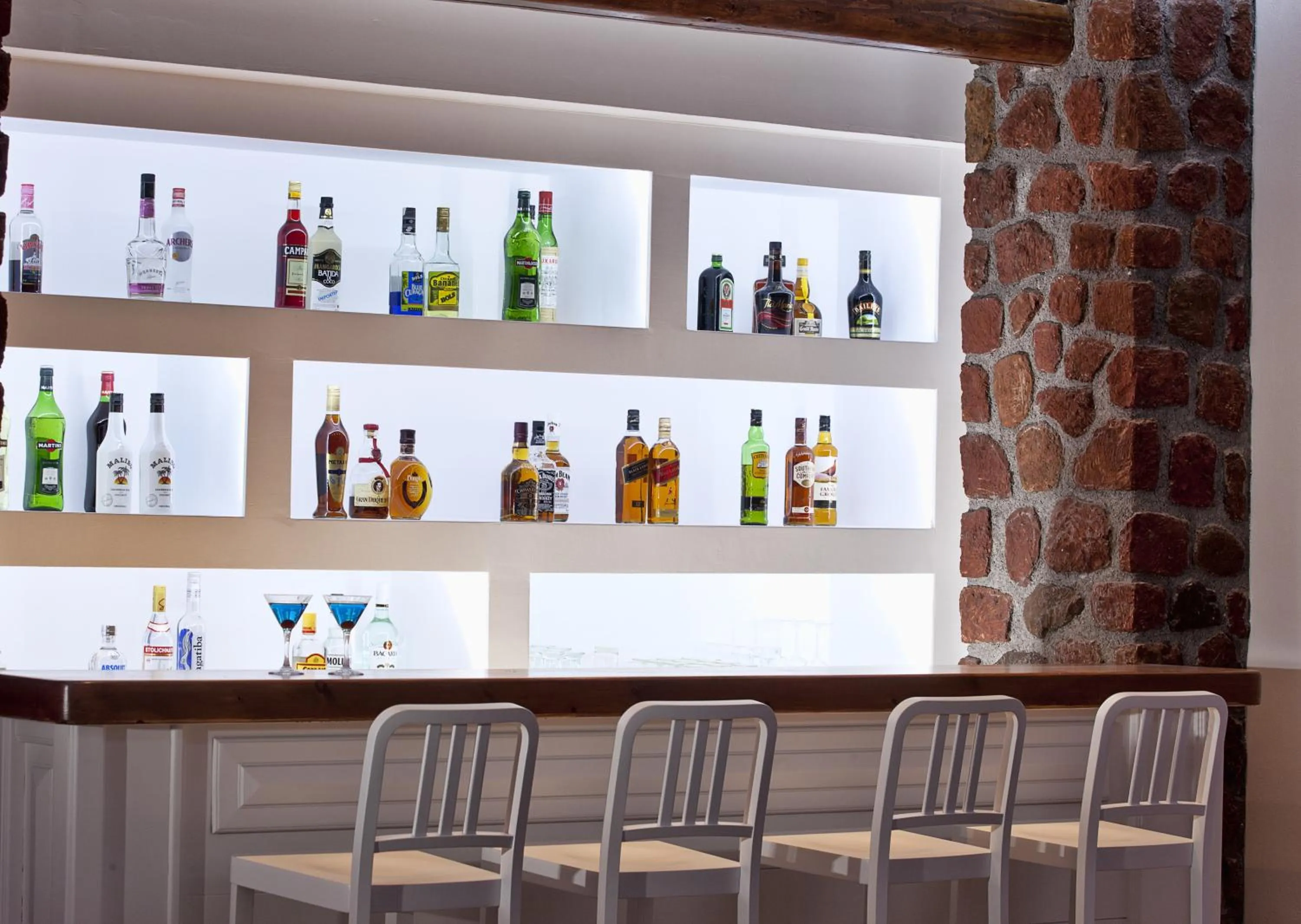 Area and facilities in Acqua Vatos Santorini Hotel