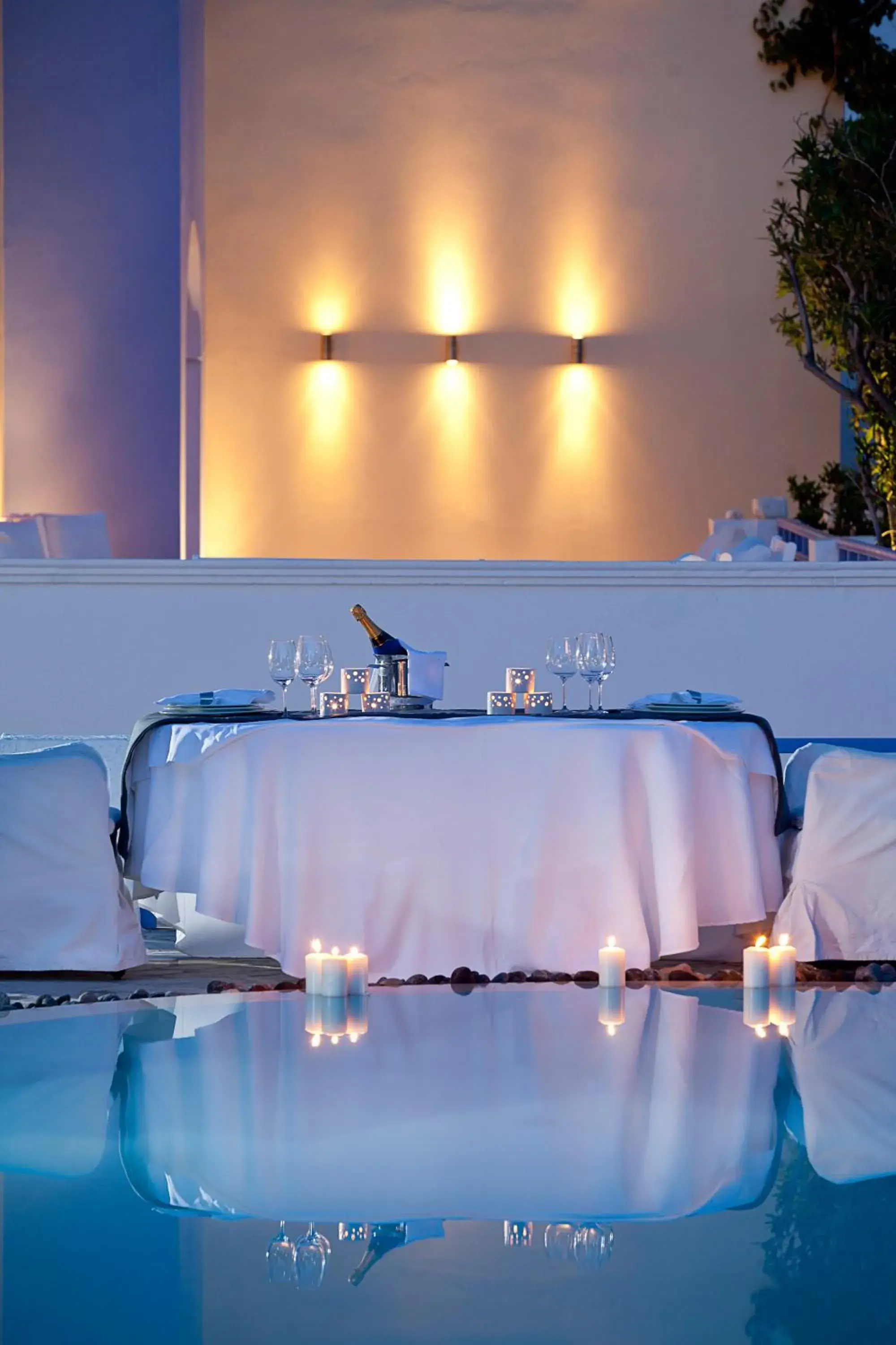 Restaurant/places to eat in Acqua Vatos Santorini Hotel Restaurant/places to eat in Acqua Vatos Santorini Hotel