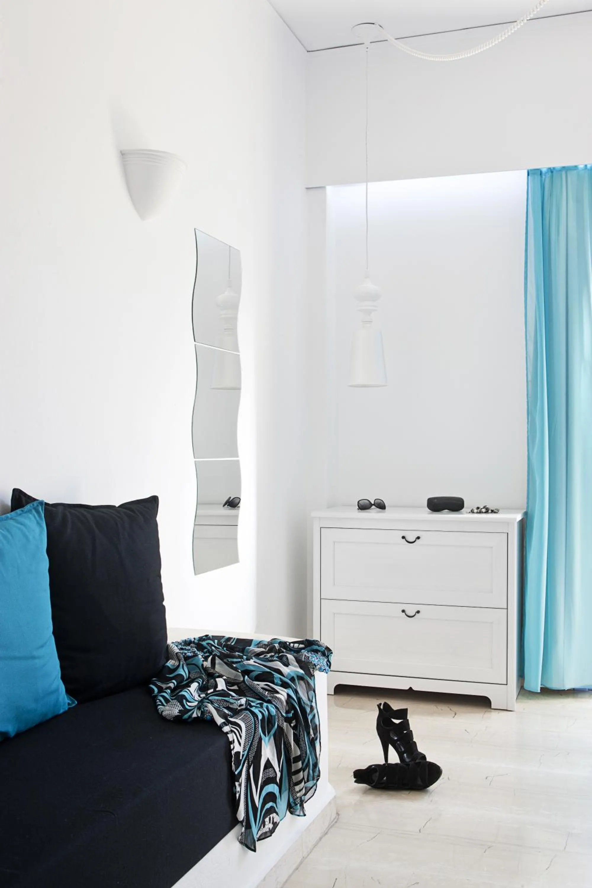 Seating area in Acqua Vatos Santorini Hotel