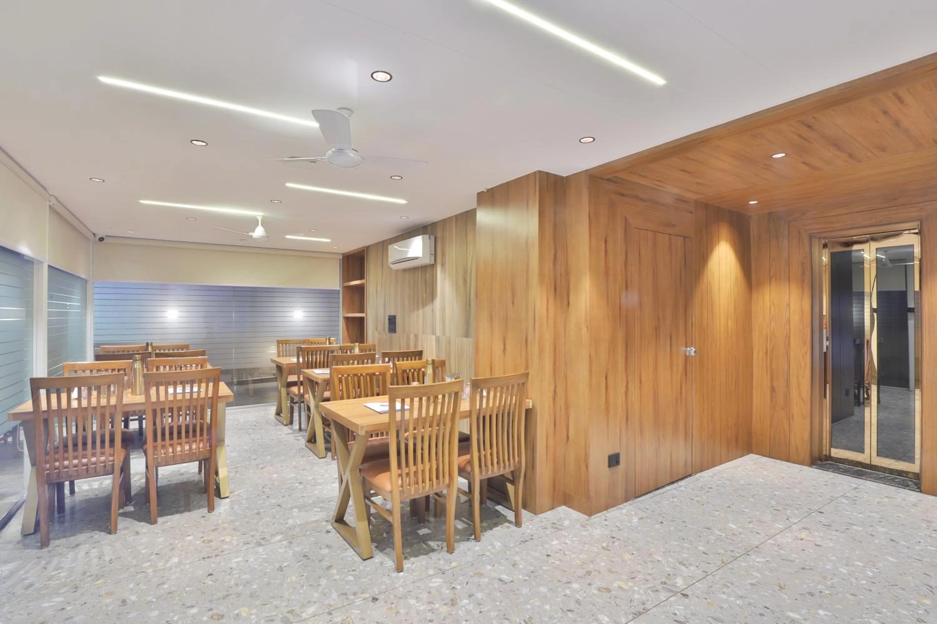 Breakfast in HOTEL SURAT