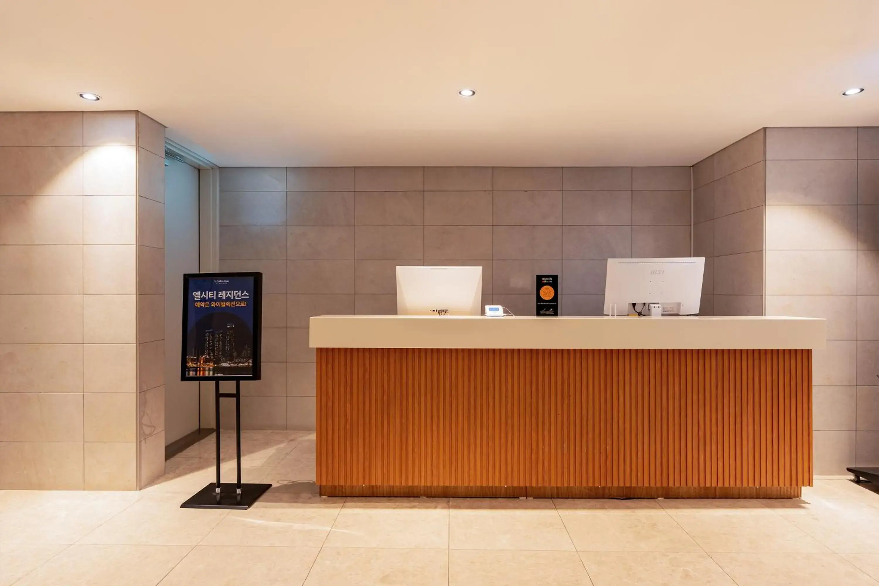 Lobby or reception in LCT Residence Y collection Lobby or reception in LCT Residence Y collection