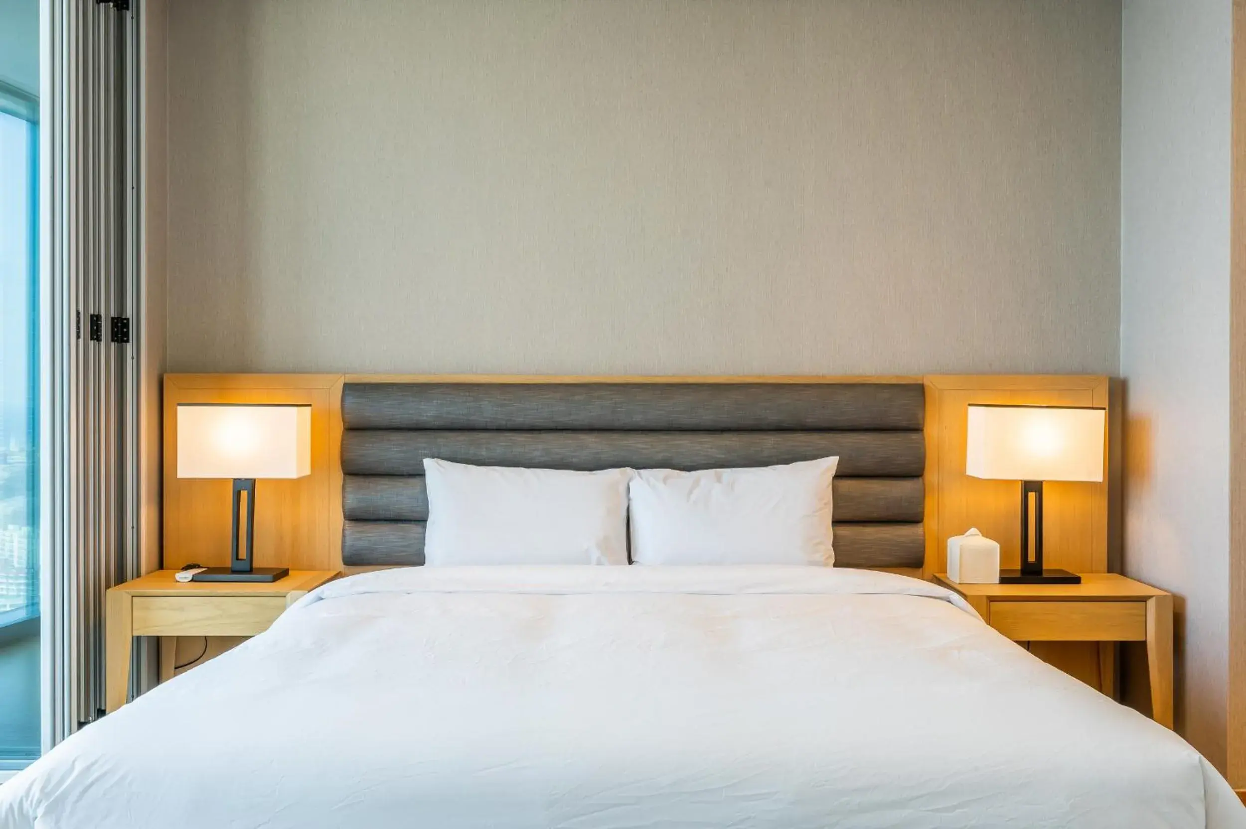 Bed in LCT Residence Y collection Bed in LCT Residence Y collection