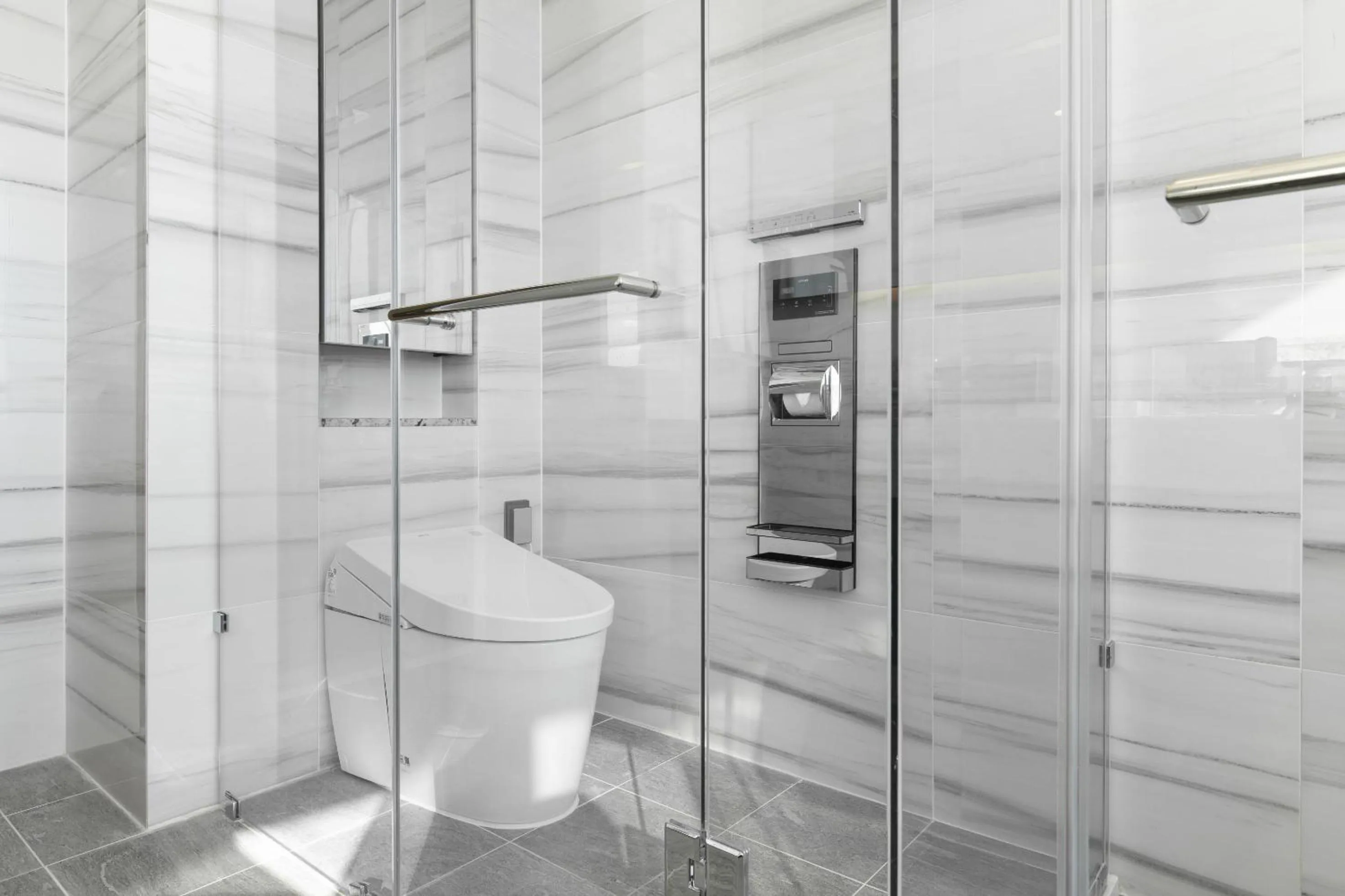 LCT Residence Y collection