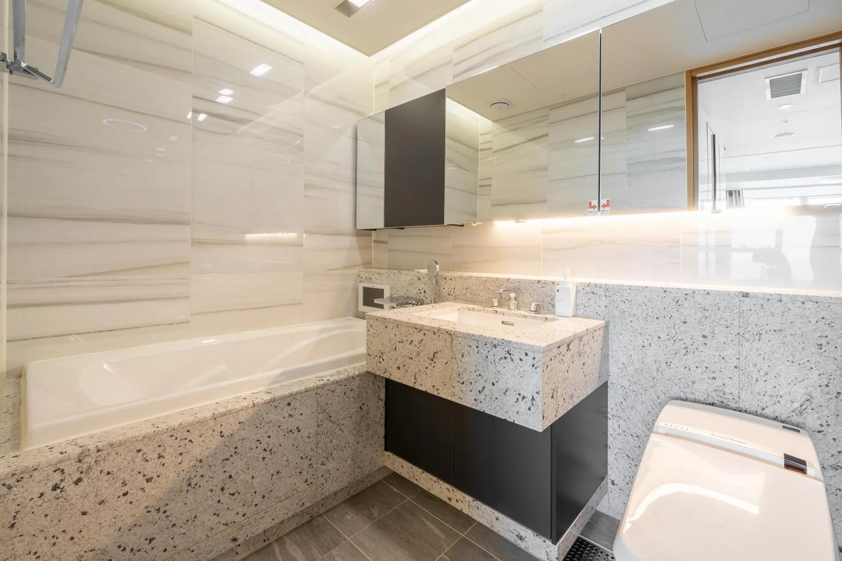 LCT Residence Y collection