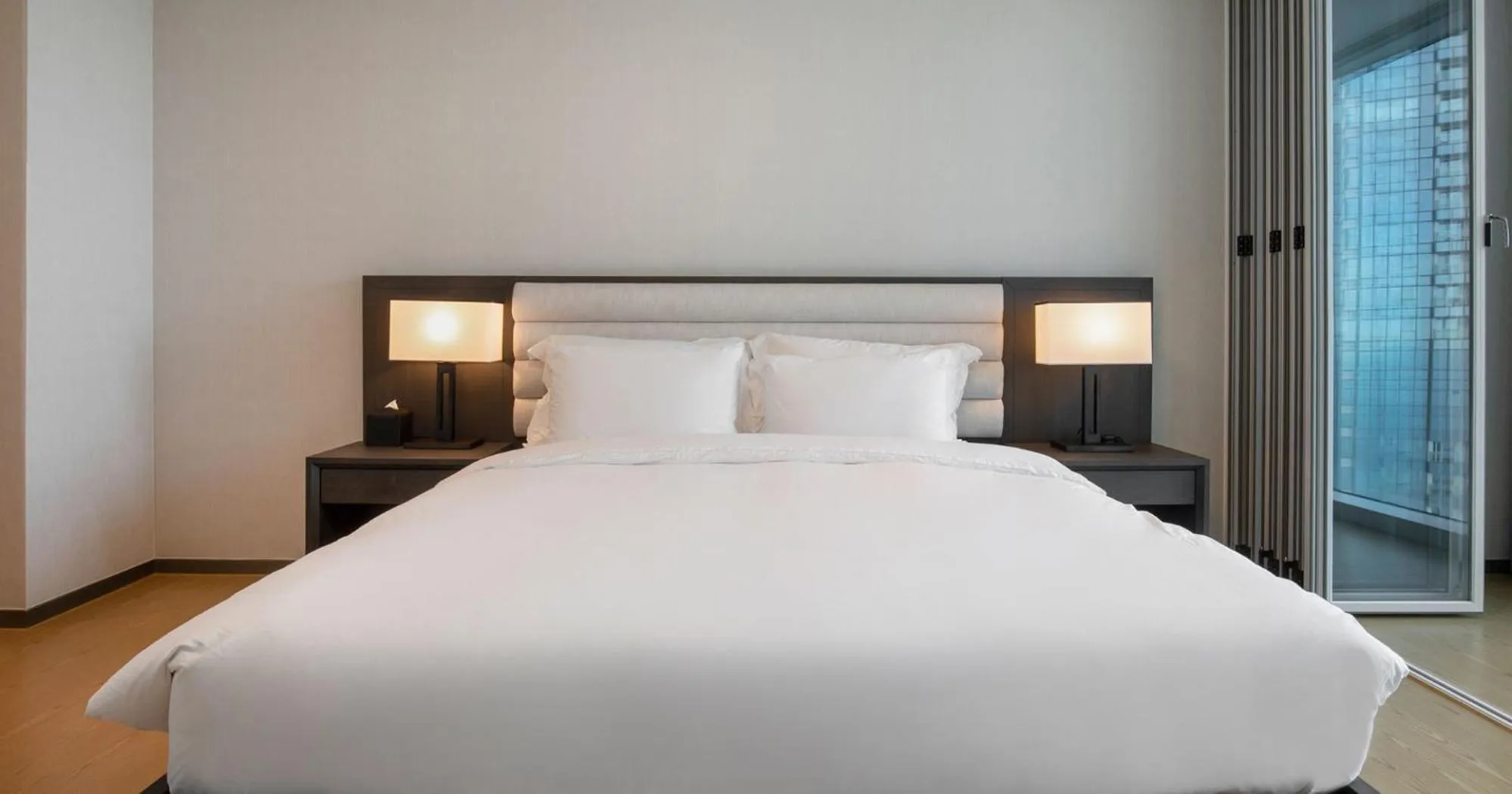 Bed in LCT Residence Y collection