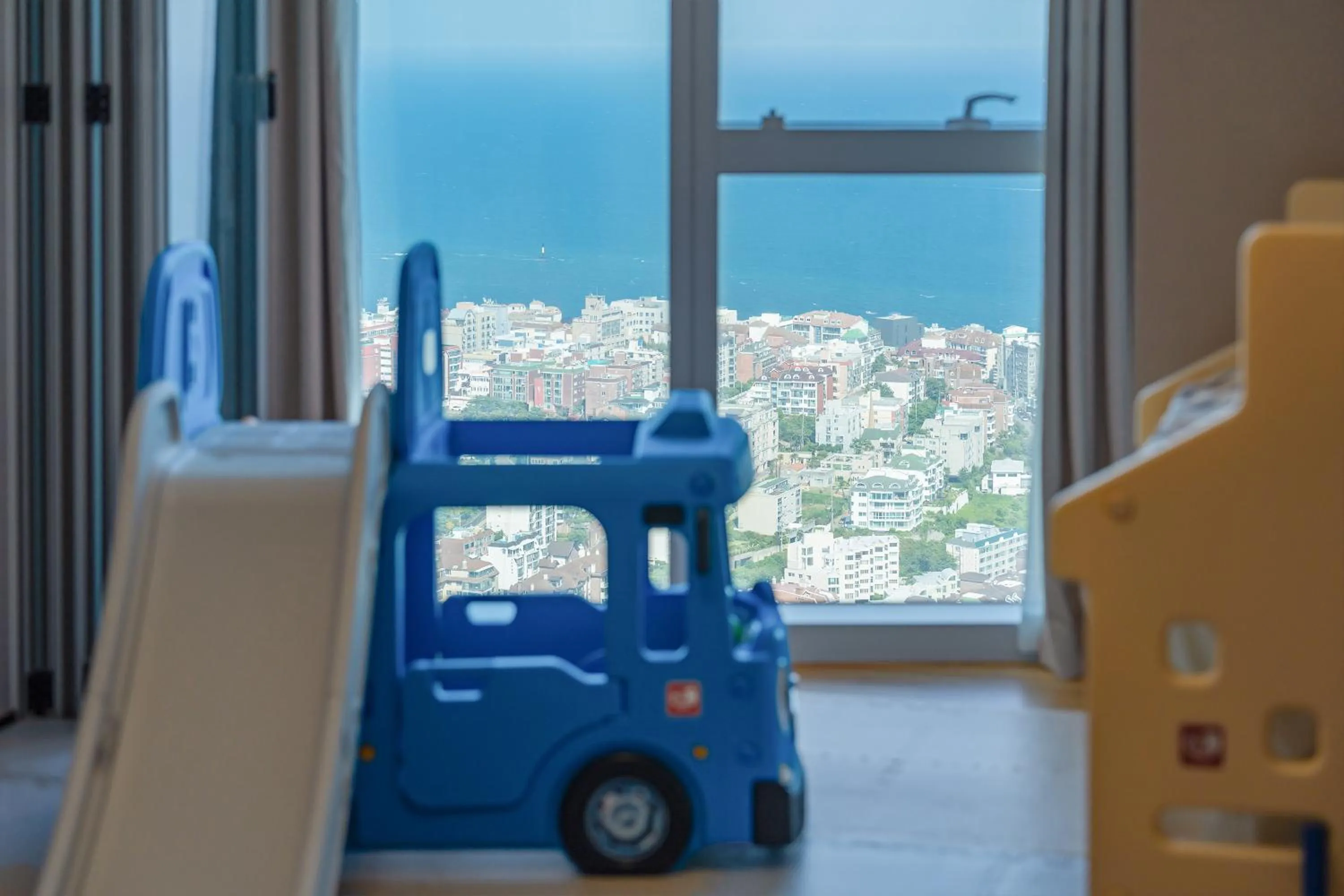 LCT Residence Y collection