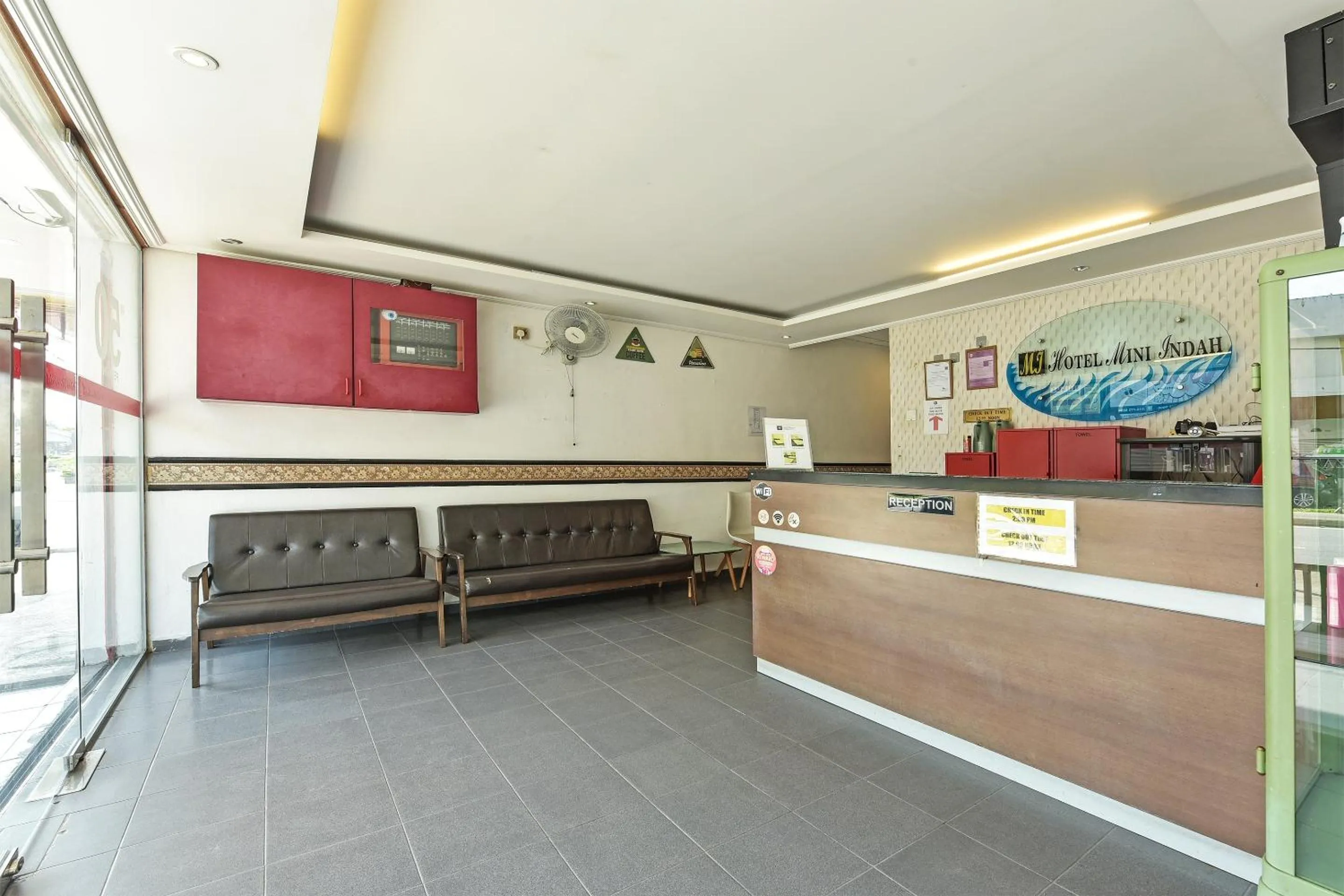 Lobby or reception in Hotel O Mini Indah