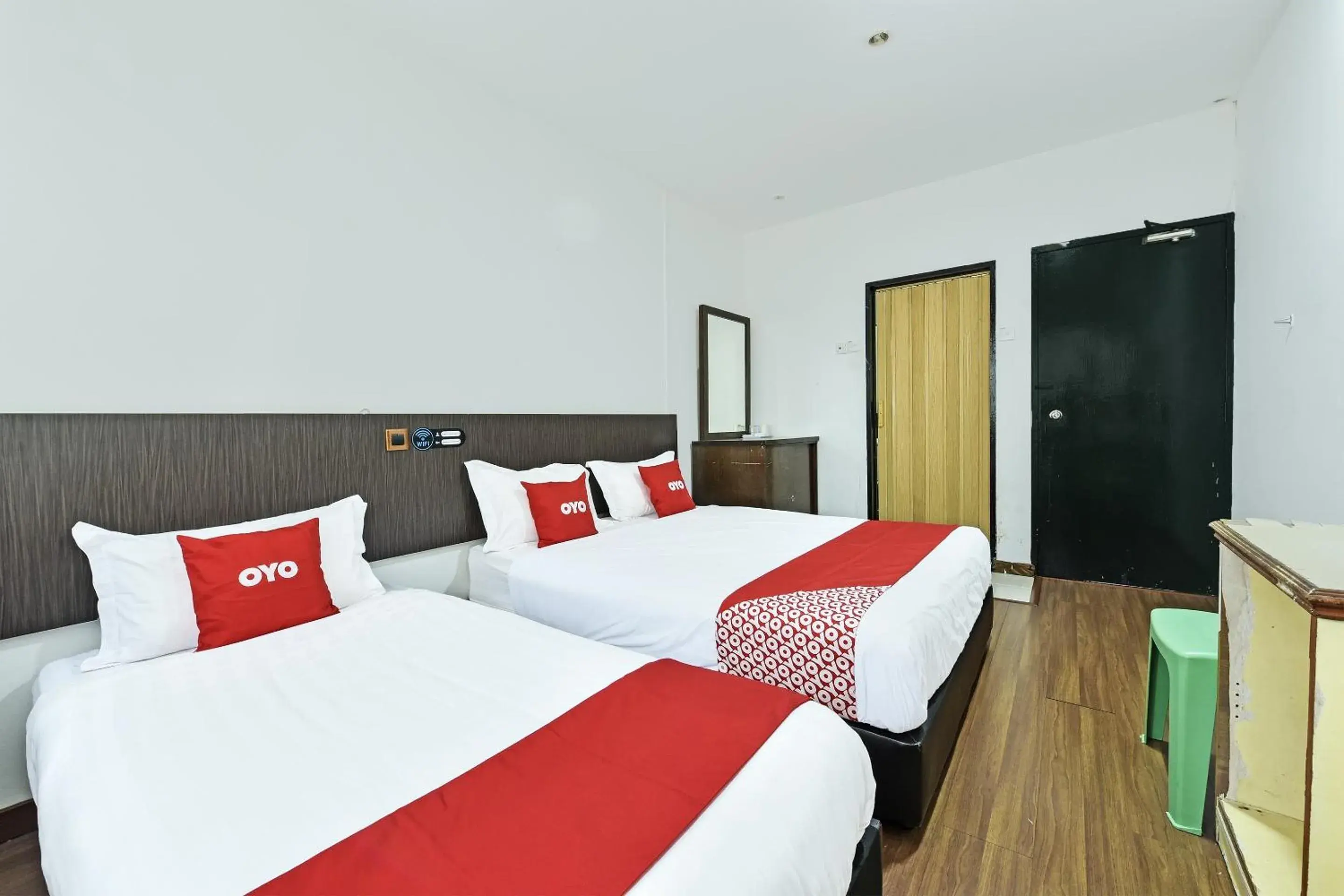 Deluxe Triple Room - single occupancy in Hotel O Mini Indah Deluxe Triple Room - single occupancy in Hotel O Mini Indah
