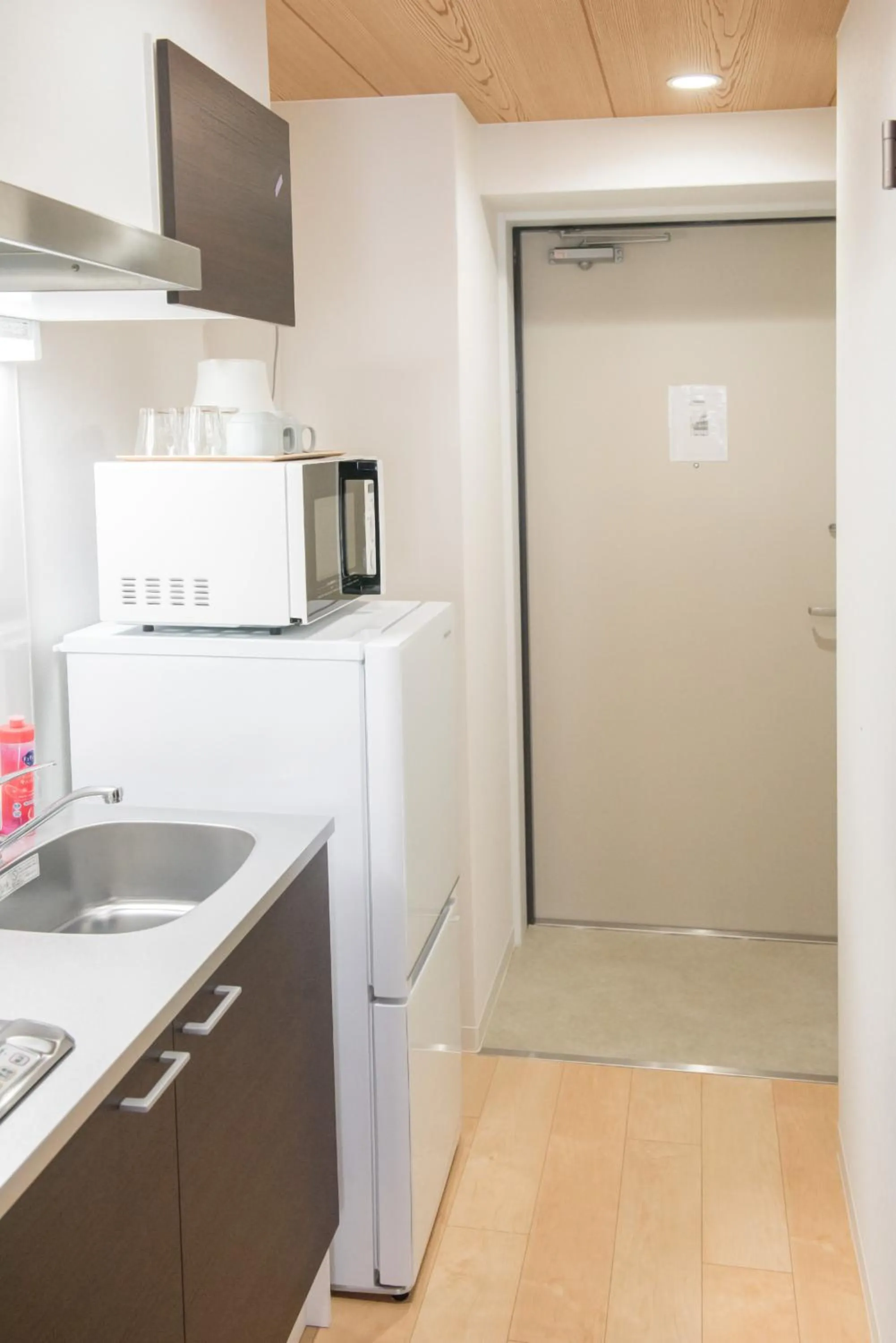 Kitchen or kitchenette in QUEENS PARK