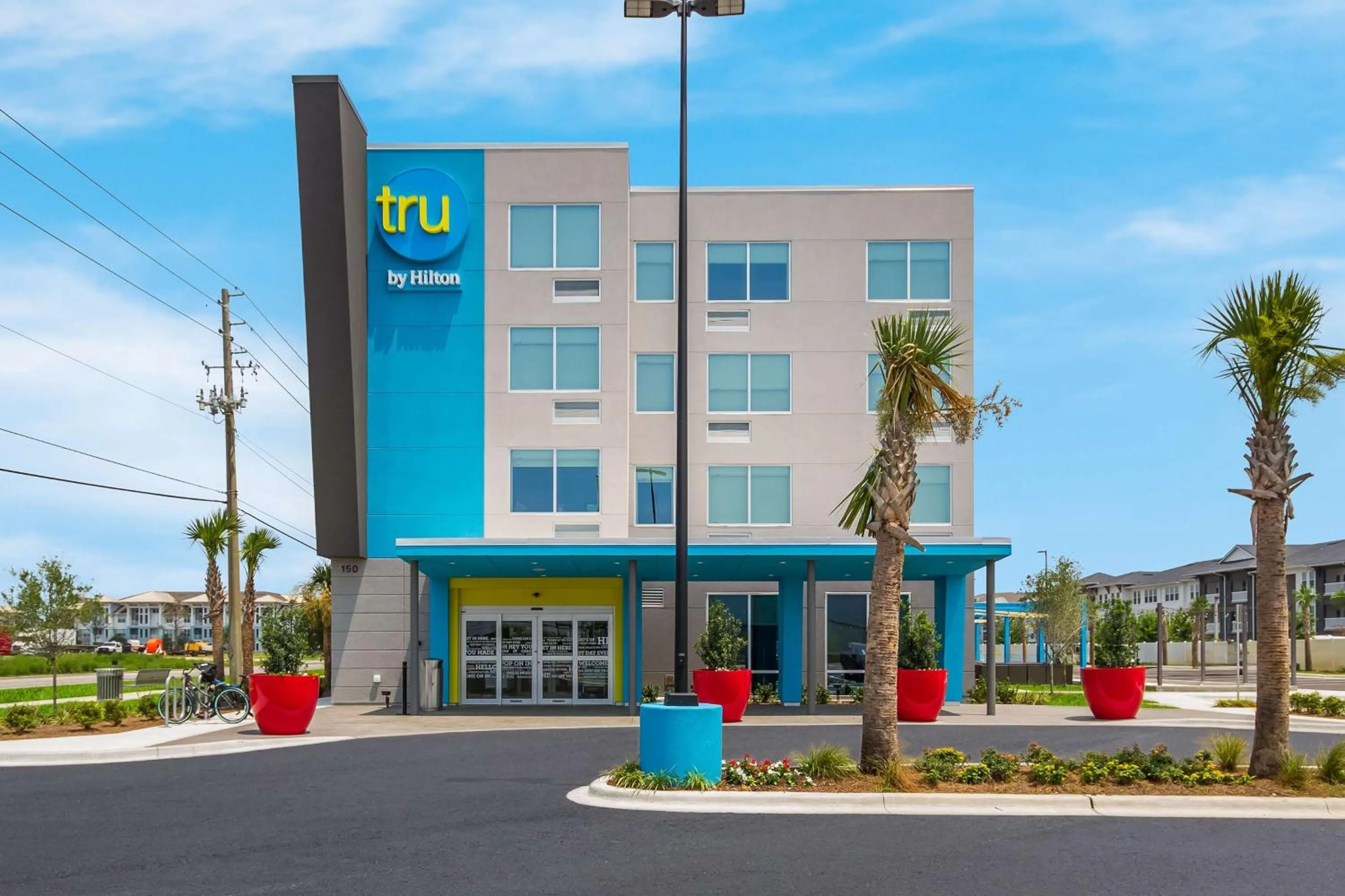 Property building in Tru By Hilton Destin