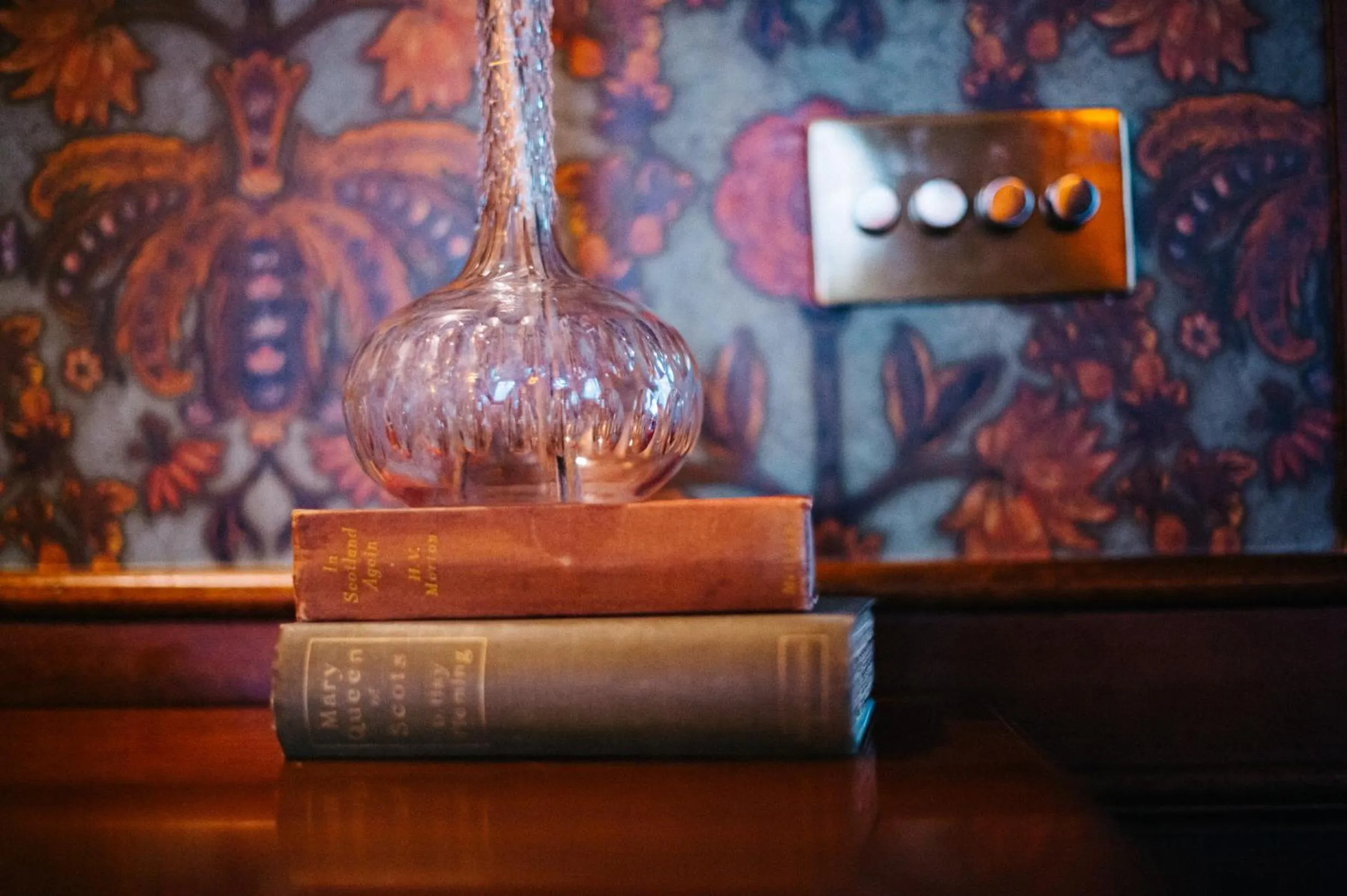 Decorative detail in The George Hotel