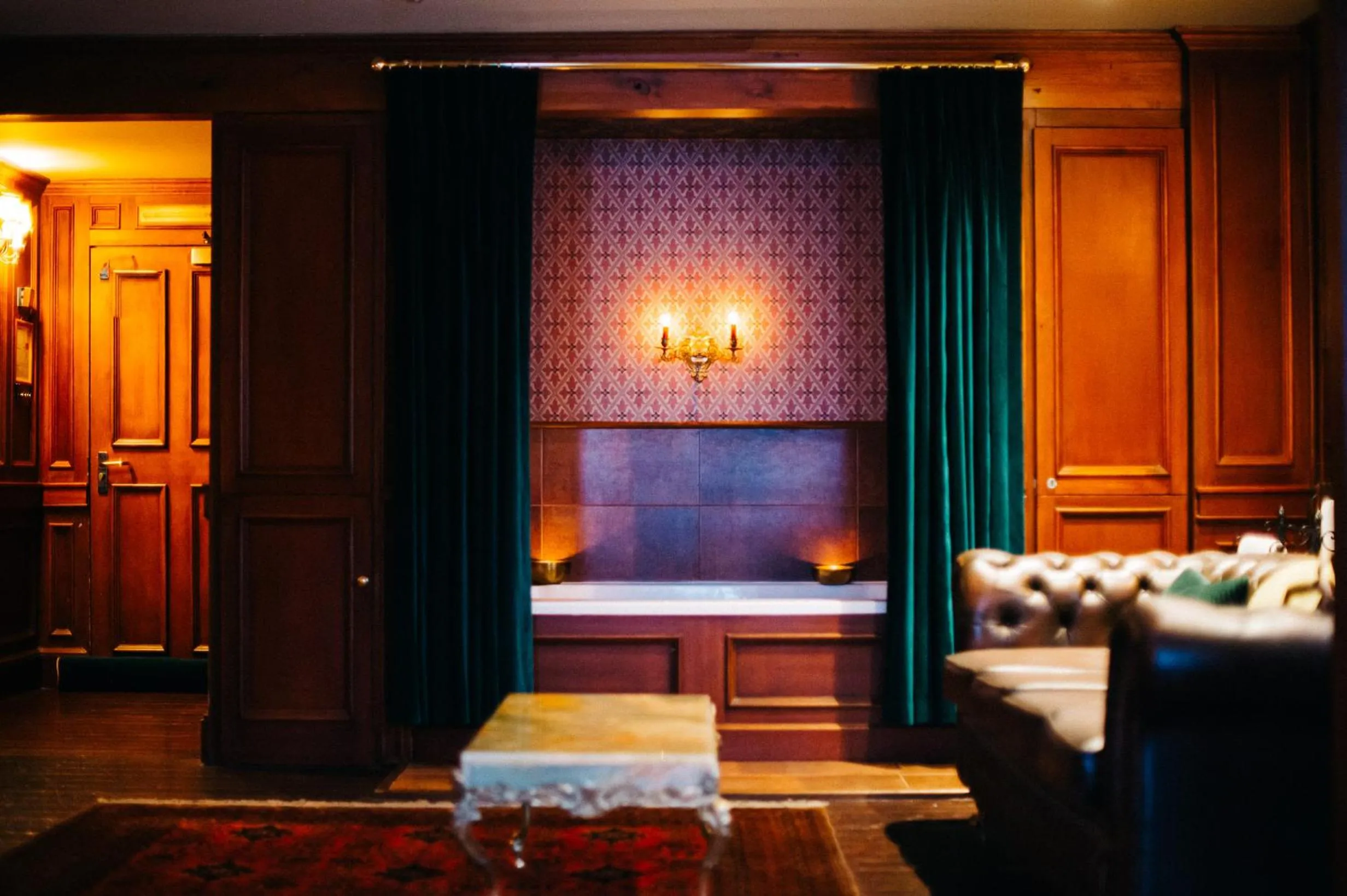 Library in The George Hotel