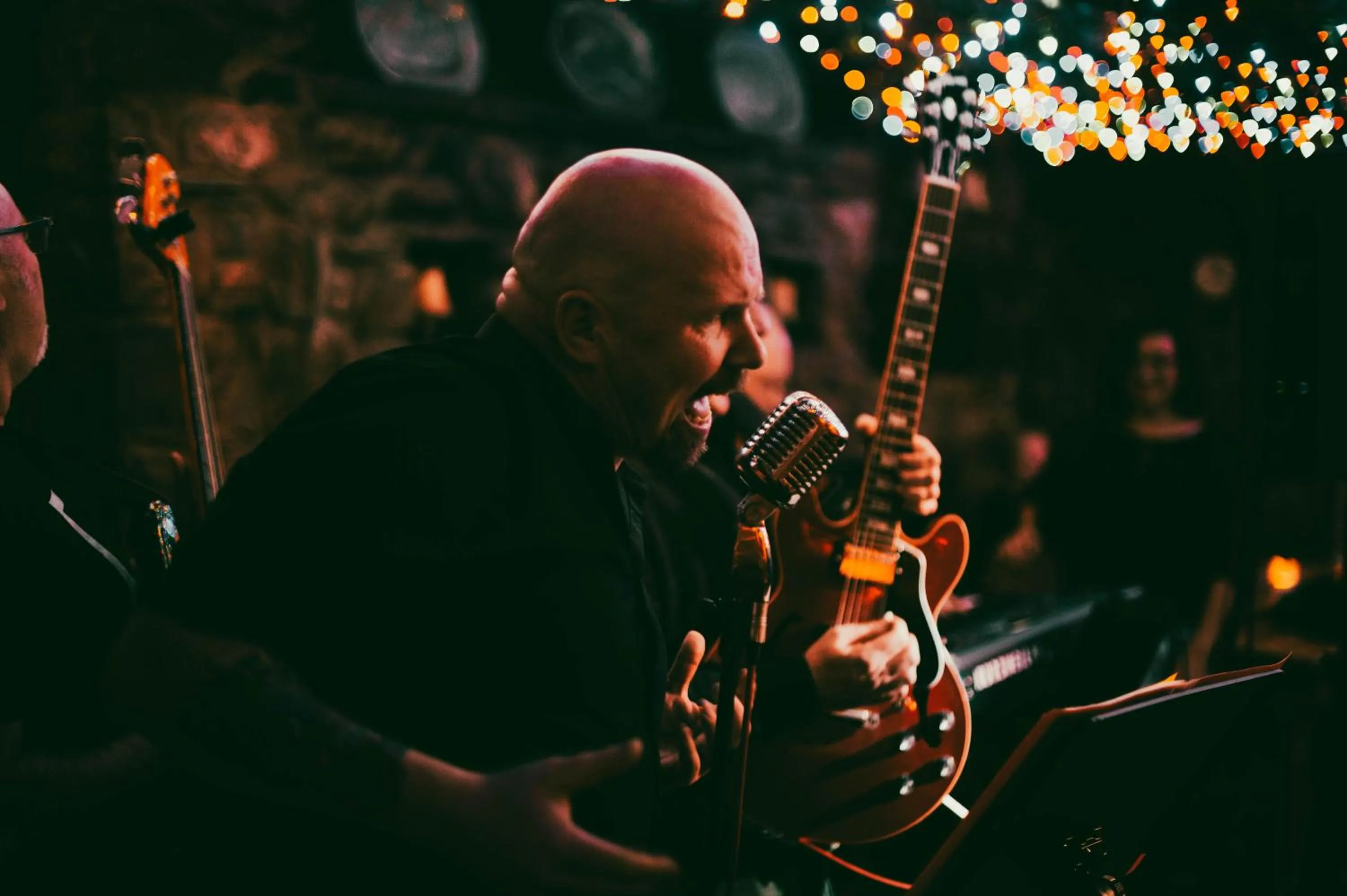 Evening entertainment in The George Hotel