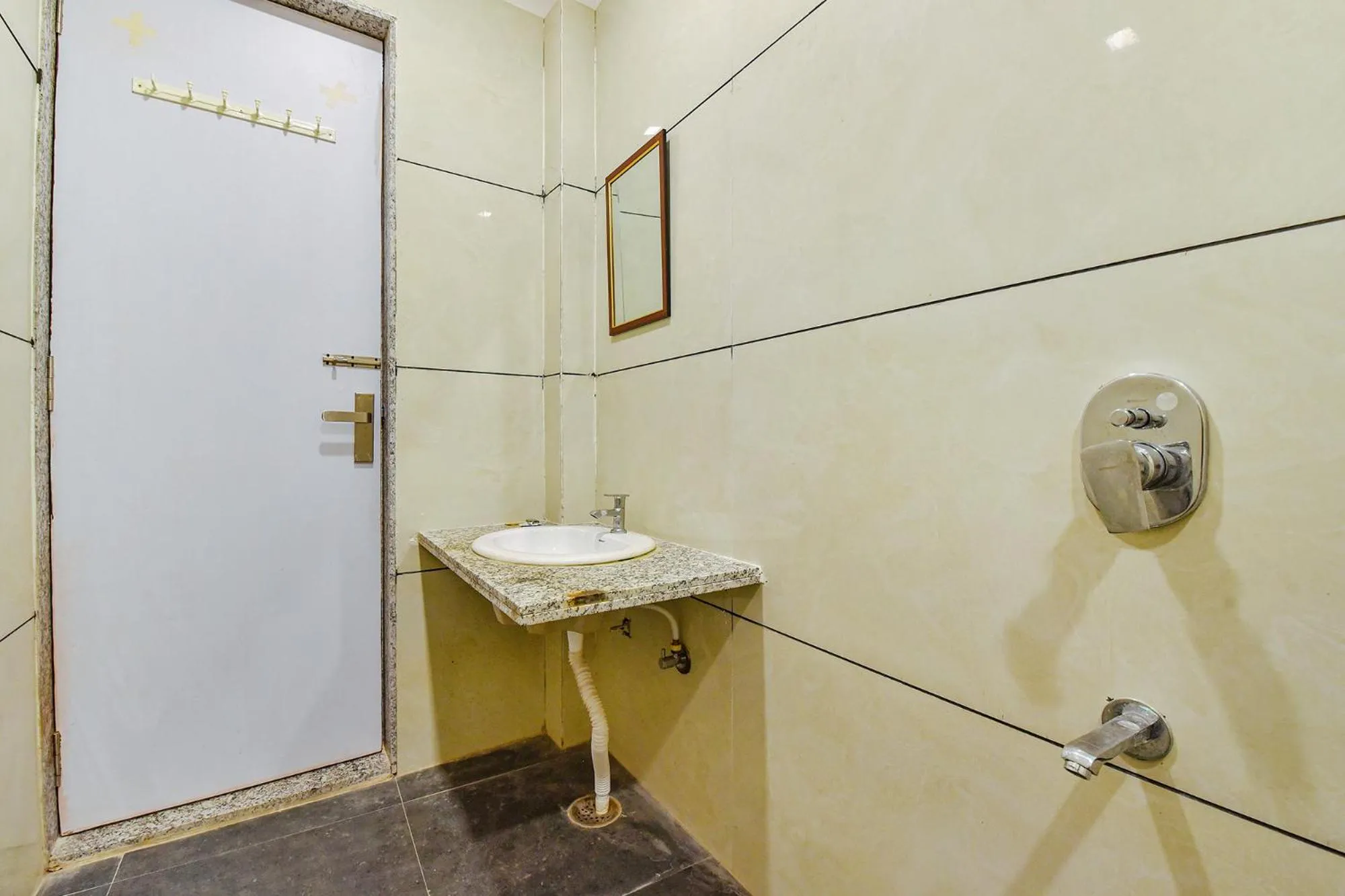 Bathroom in FabHotel Diamond I