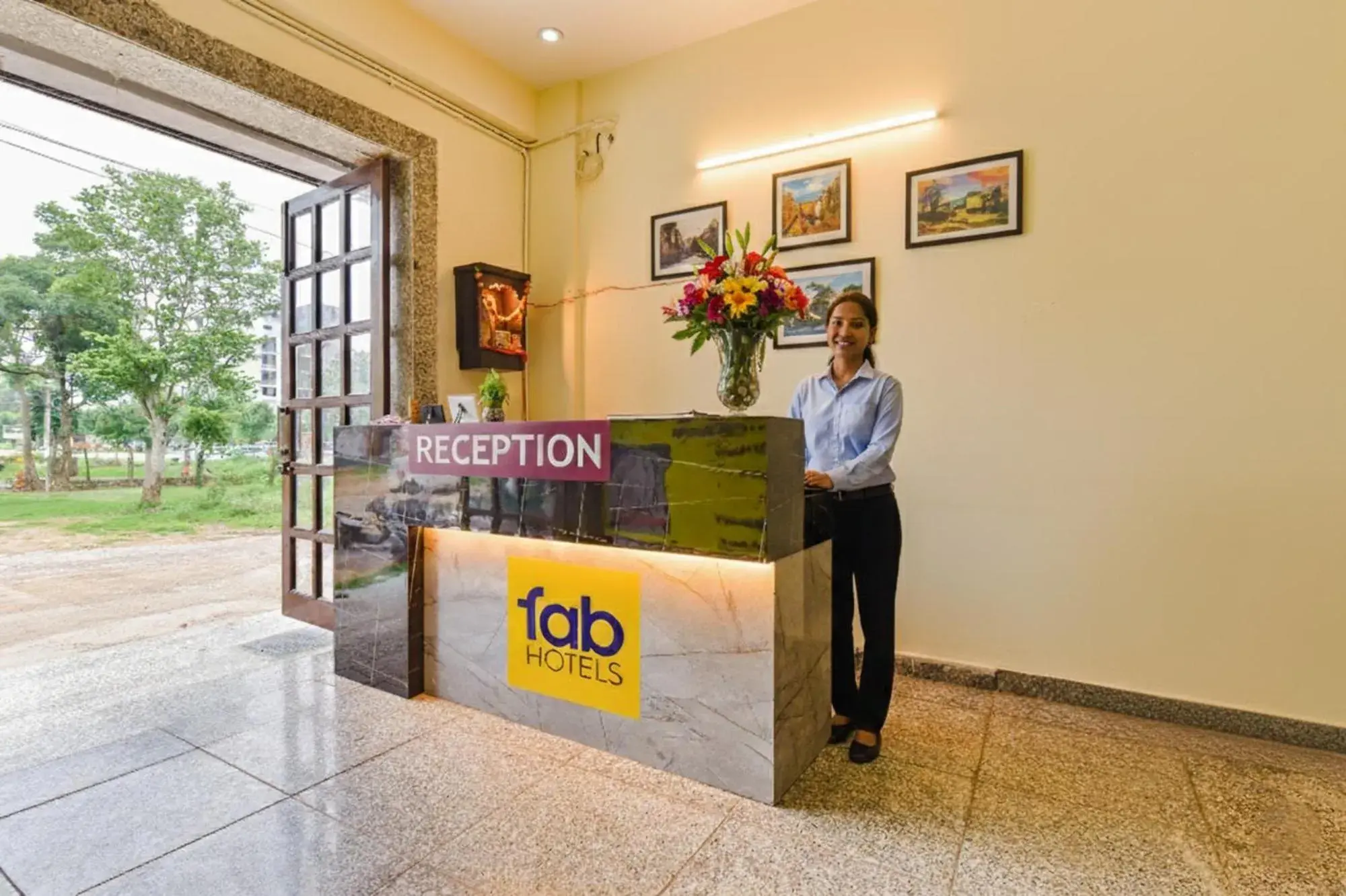 Lobby or reception in FabHotel Diamond I Lobby or reception in FabHotel Diamond I