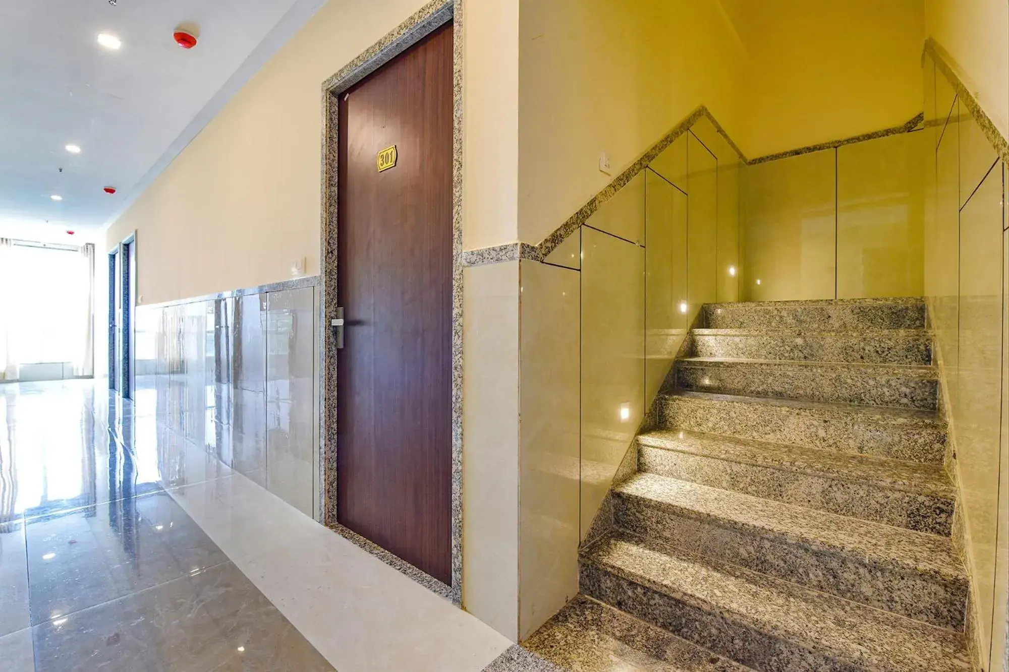 Lobby or reception in FabHotel Diamond I Lobby or reception in FabHotel Diamond I