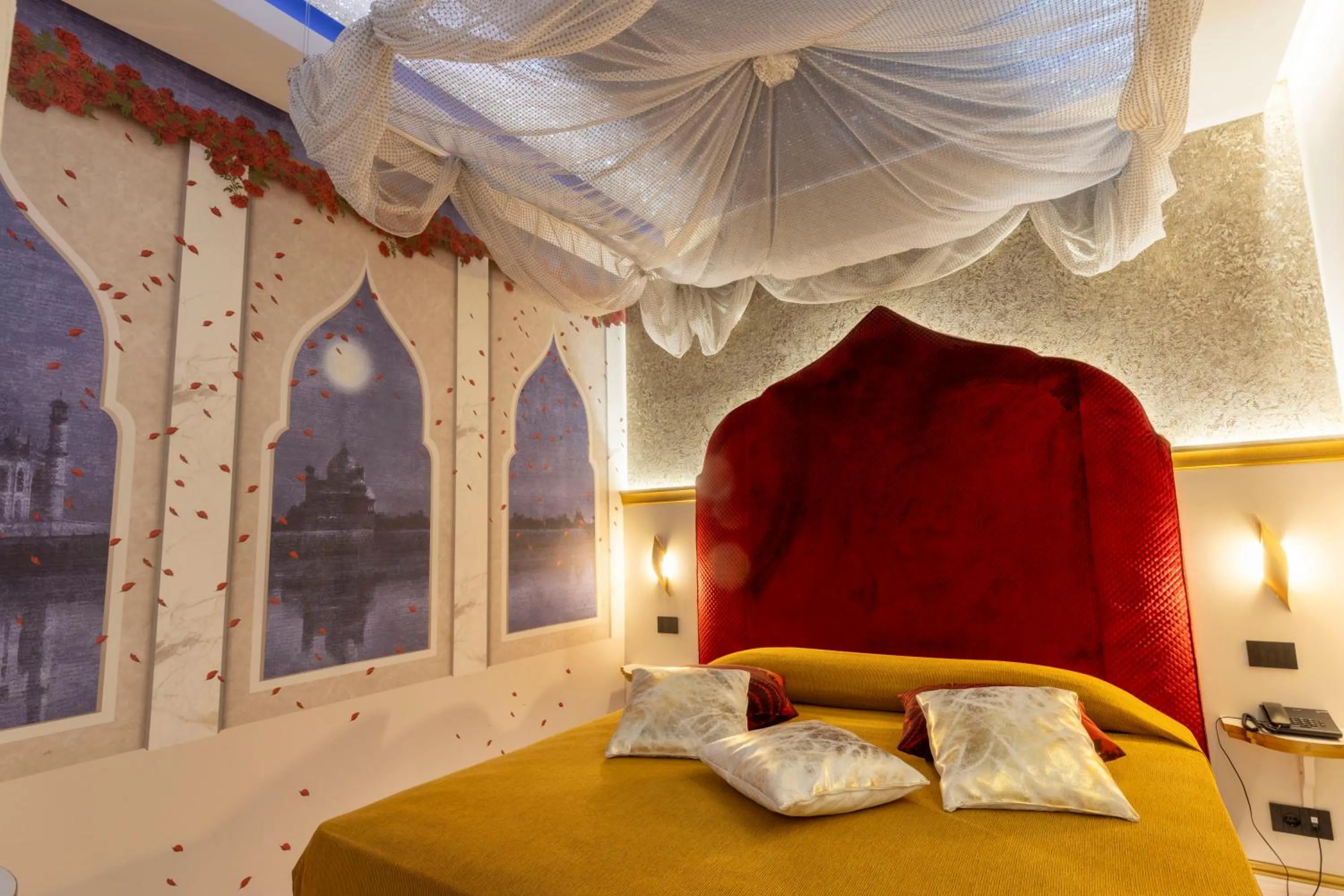 Bed in Suite Dreams Montecatini