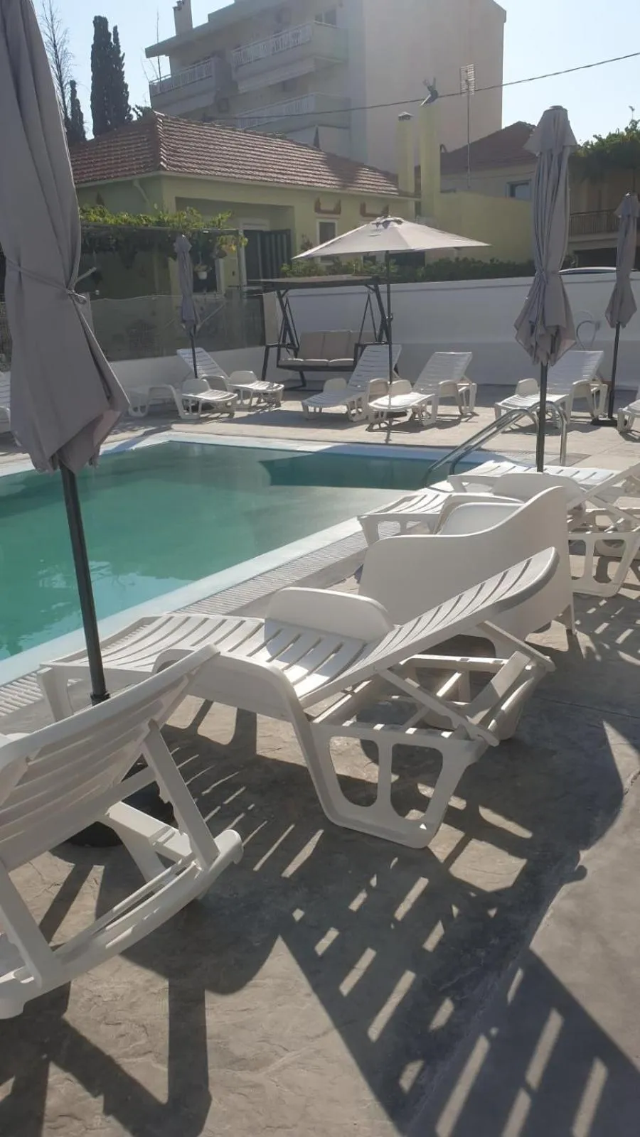 Swimming pool in Evita Blue