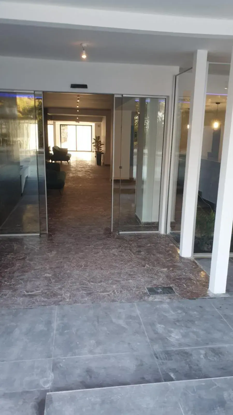 Facade/entrance in Evita Blue Facade/entrance in Evita Blue