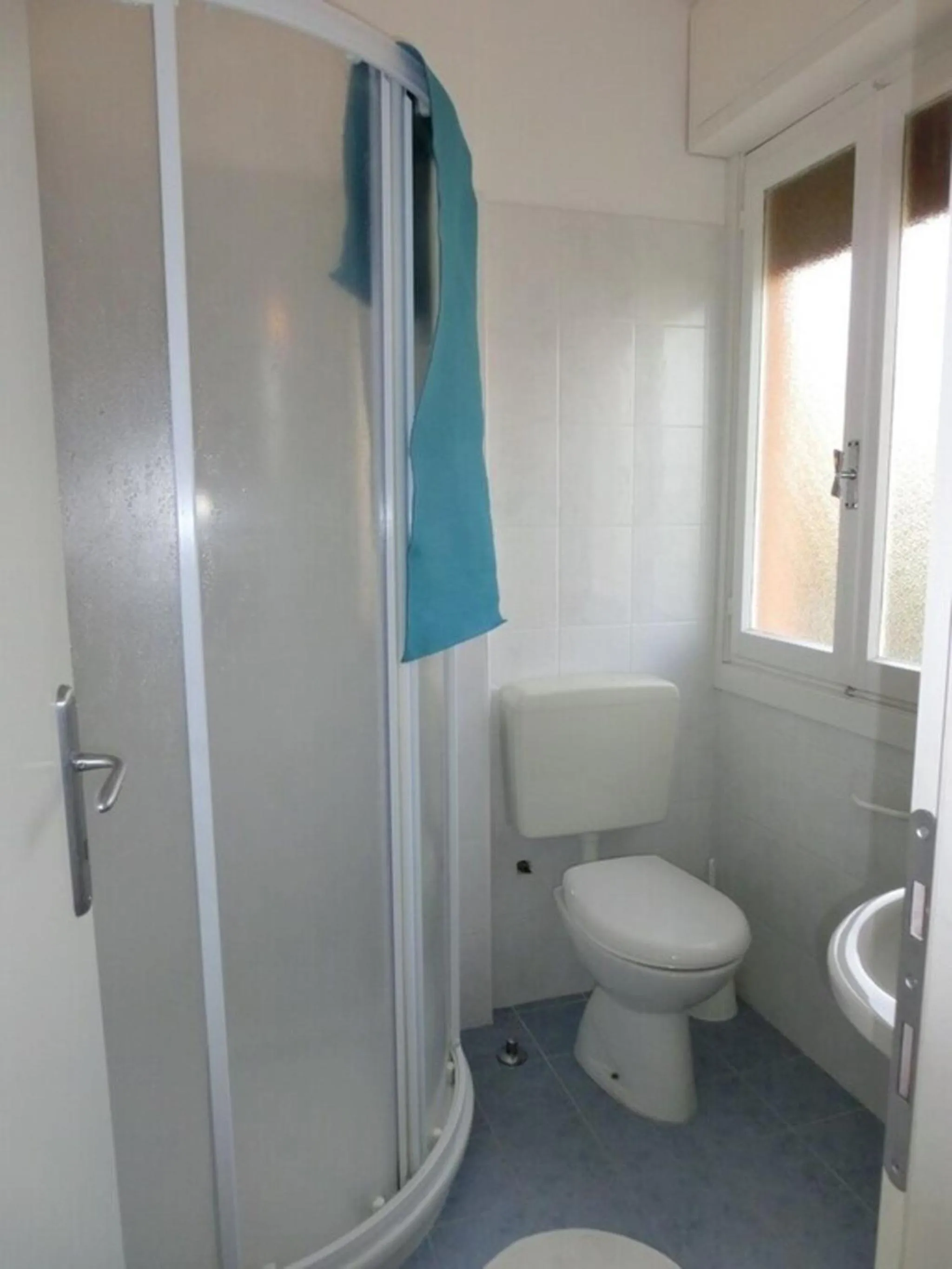 Bathroom in Adorable flat with terrace in Bibione - Beahost