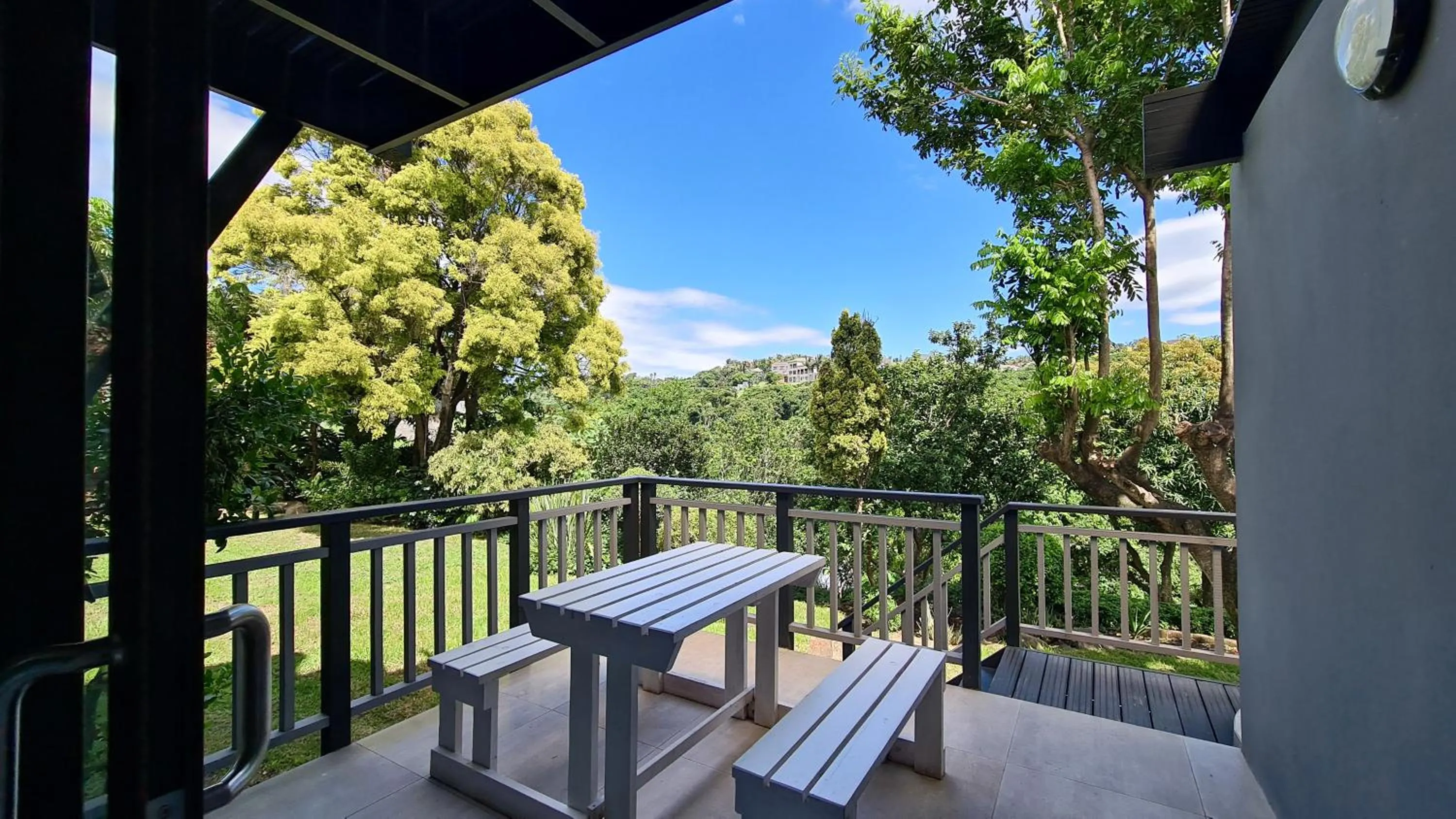 Patio in Vincent Valley Lodge