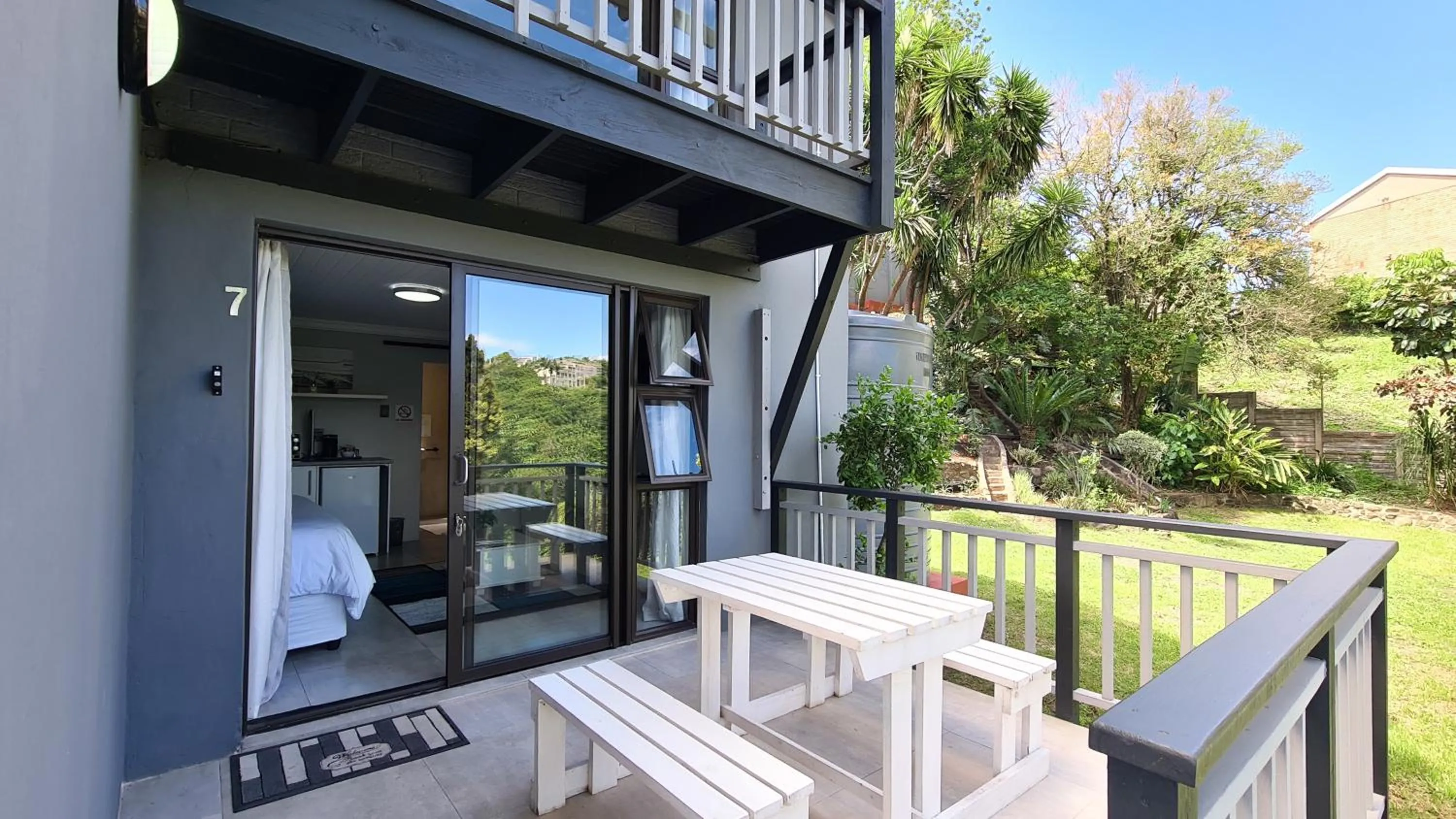 Patio in Vincent Valley Lodge