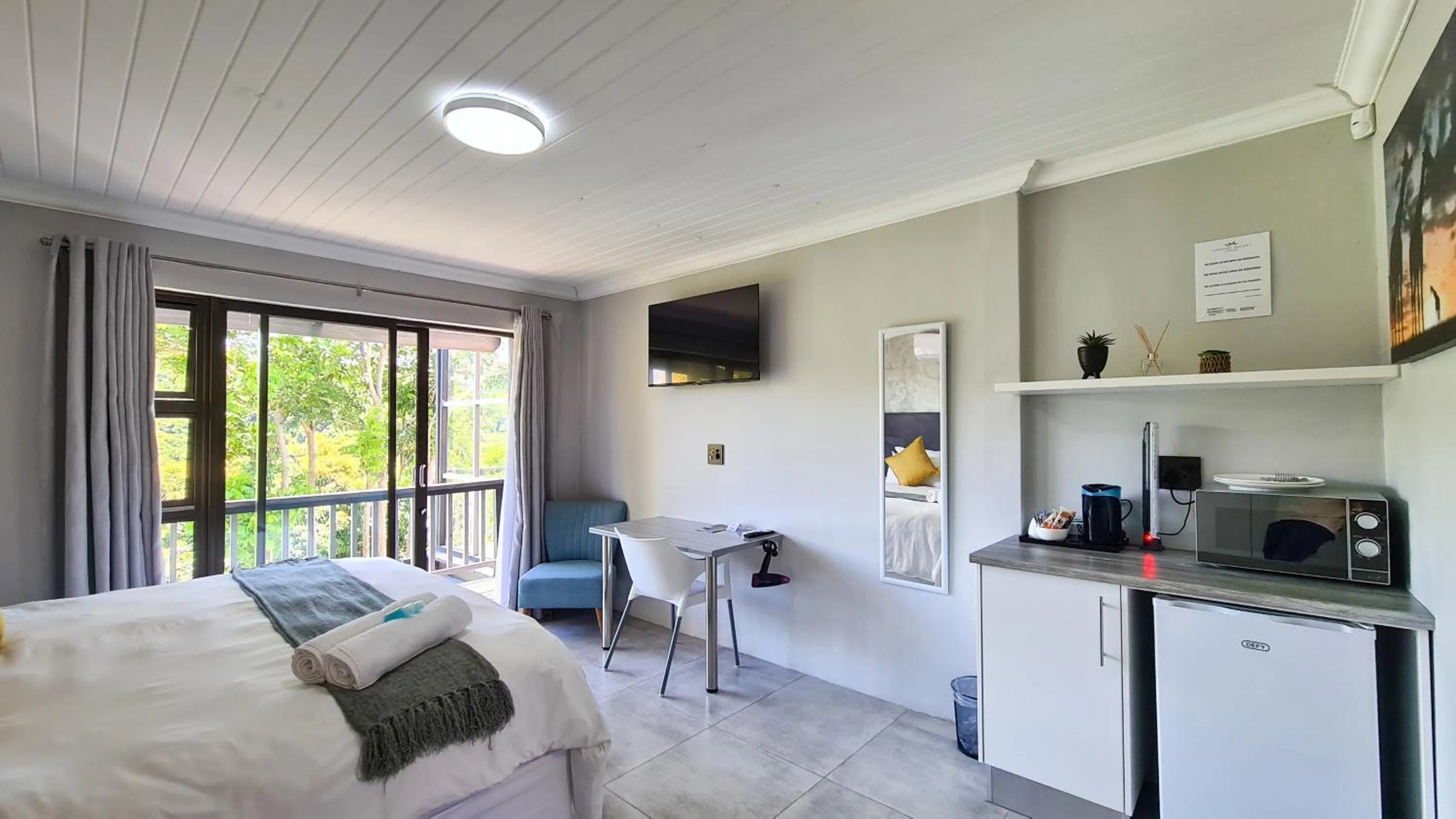 Bed in Vincent Valley Lodge