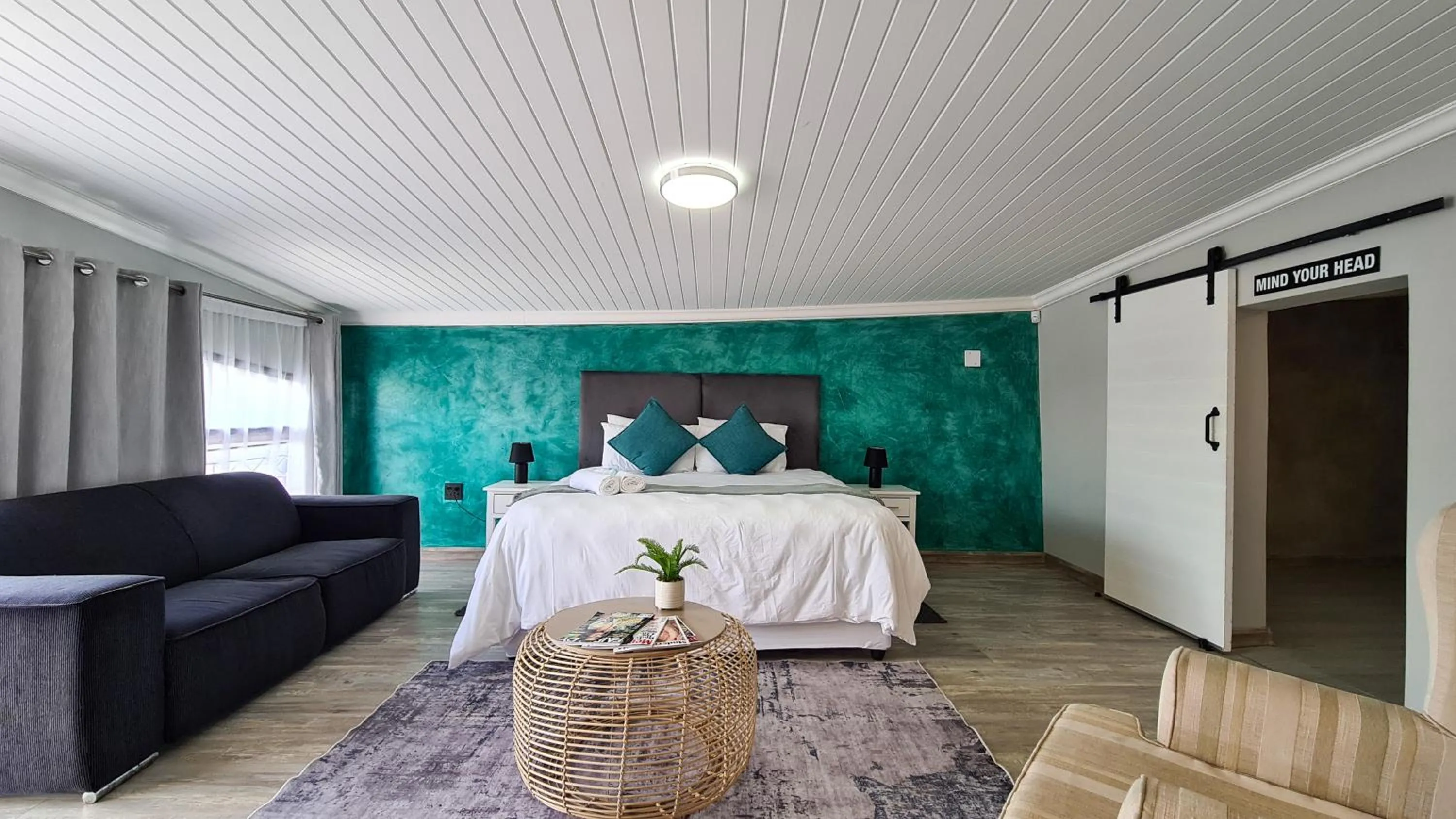 Bed in Vincent Valley Lodge
