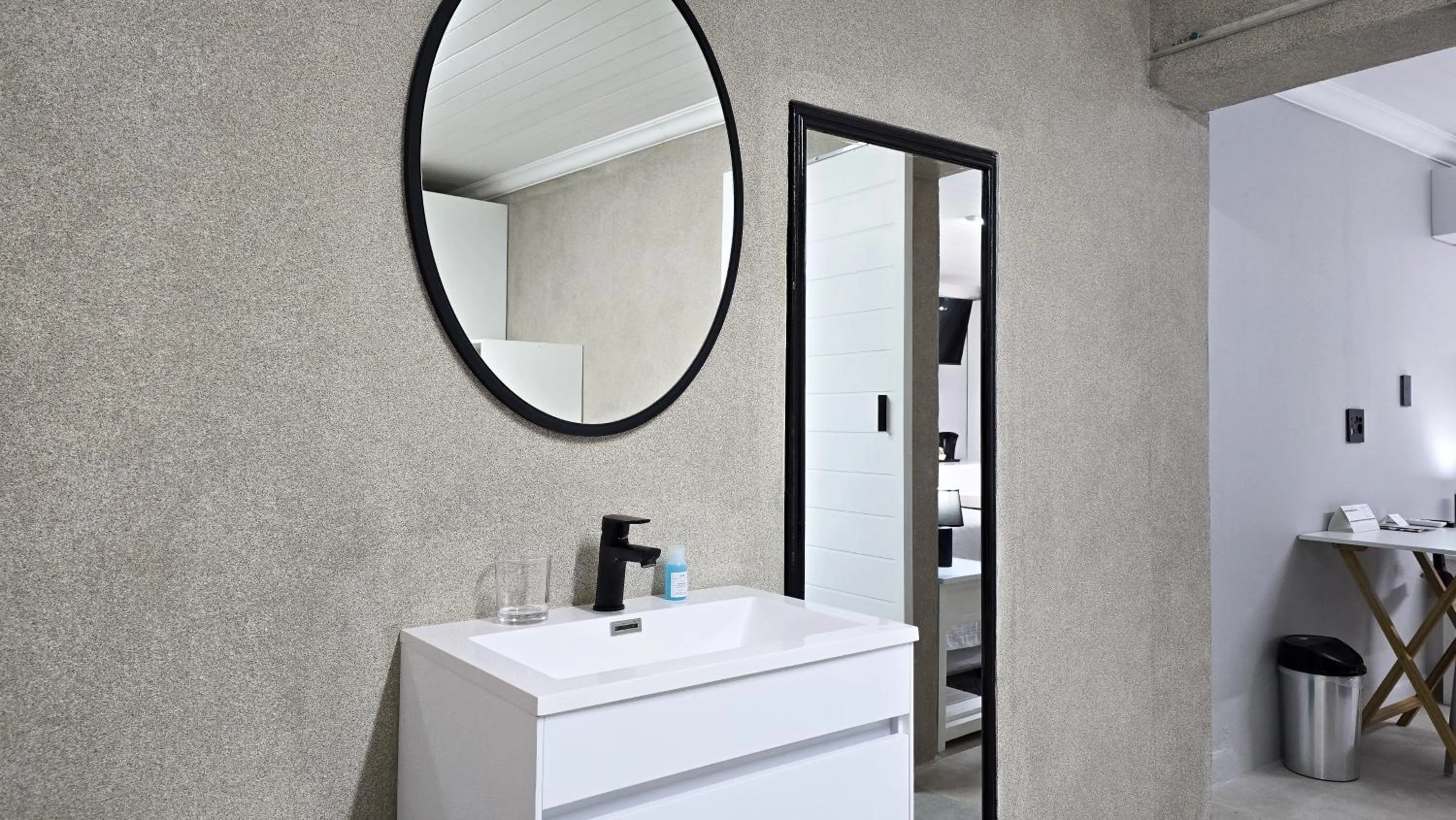 Bathroom in Vincent Valley Lodge
